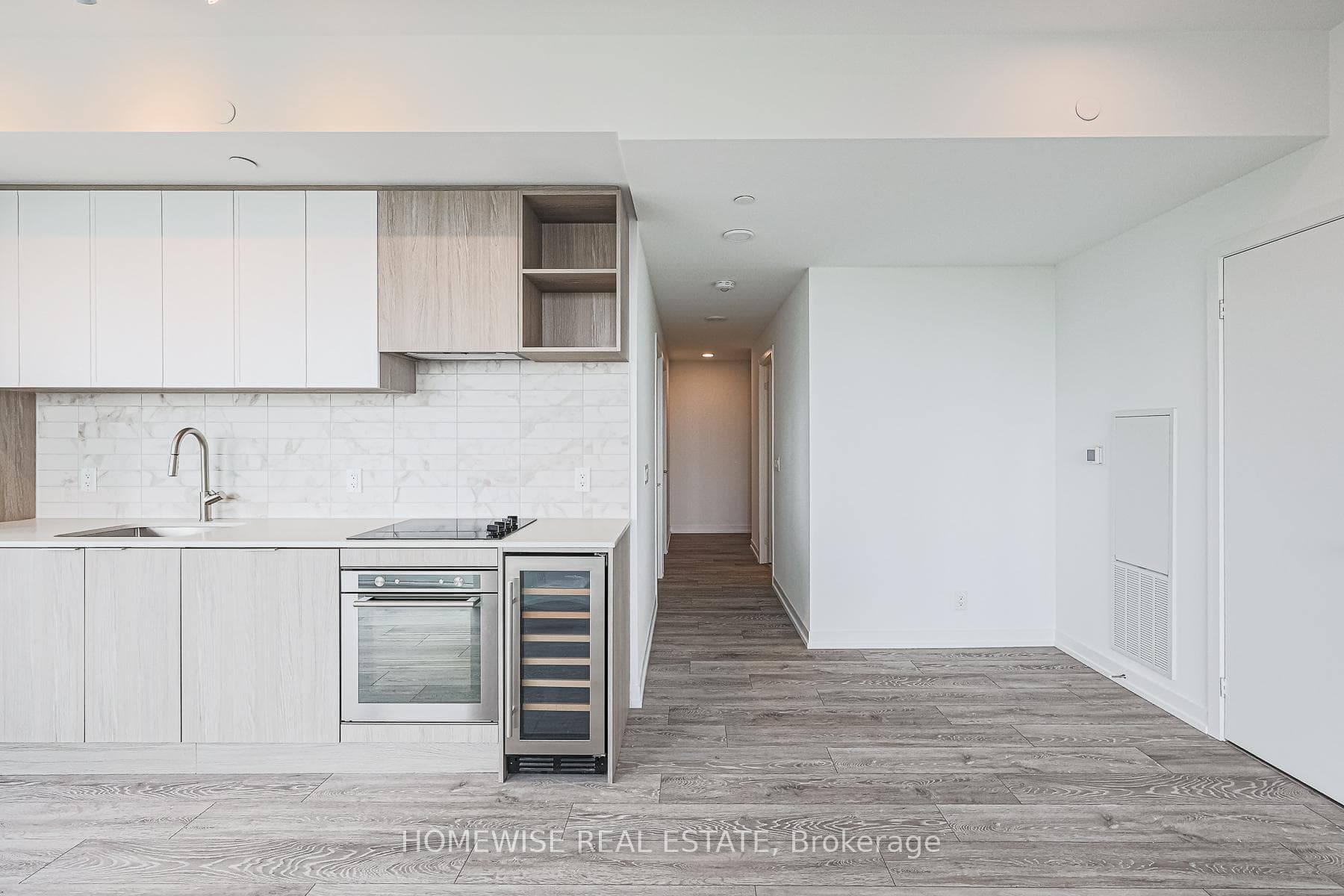 2020 Bathurst Street Unit 1605 photo 19