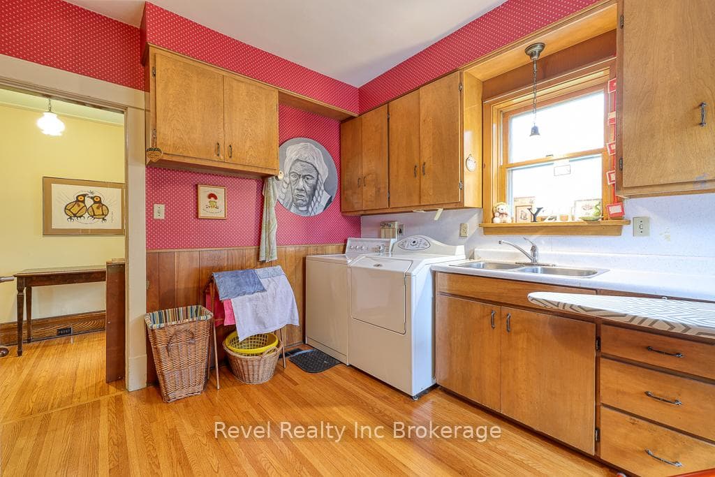 69 Riddell Street photo 34