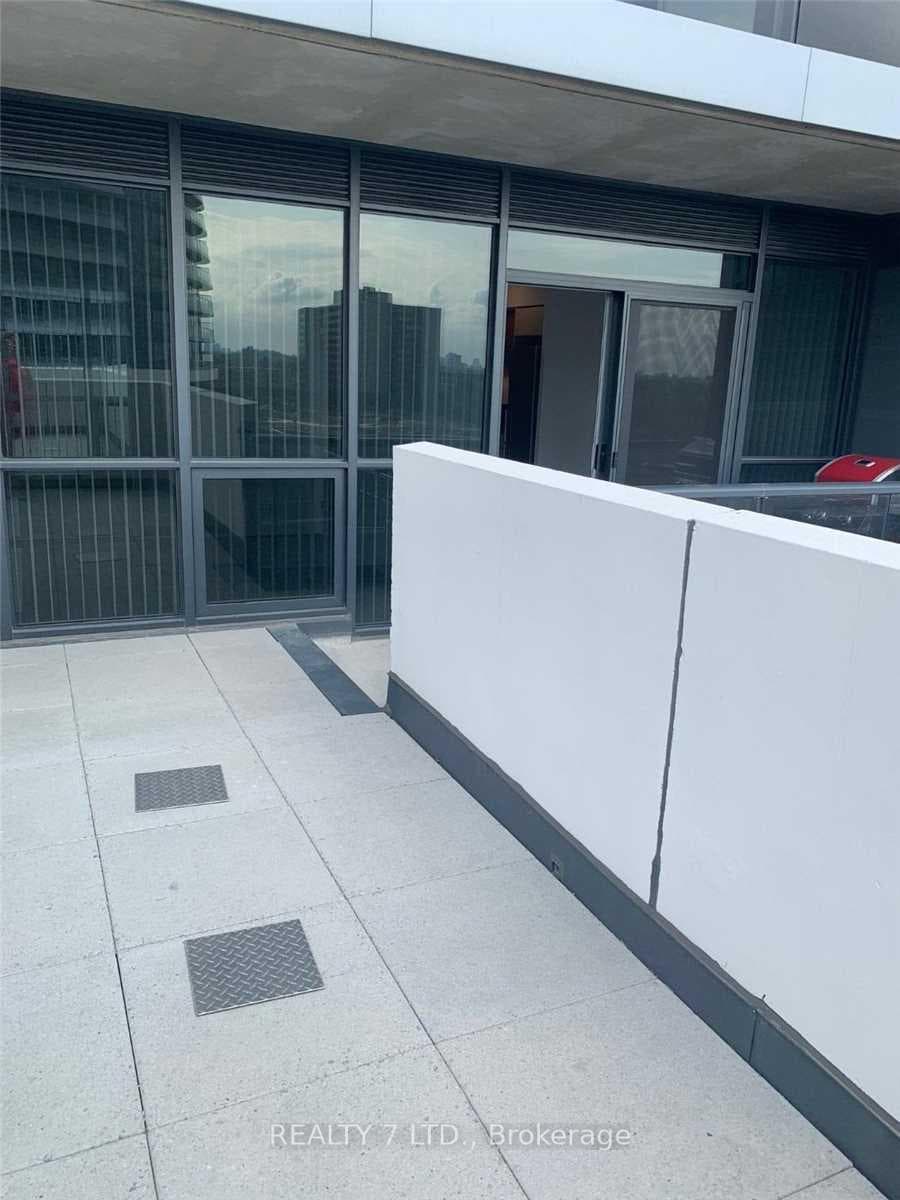 26 Gibbs Road Unit 730 photo 16
