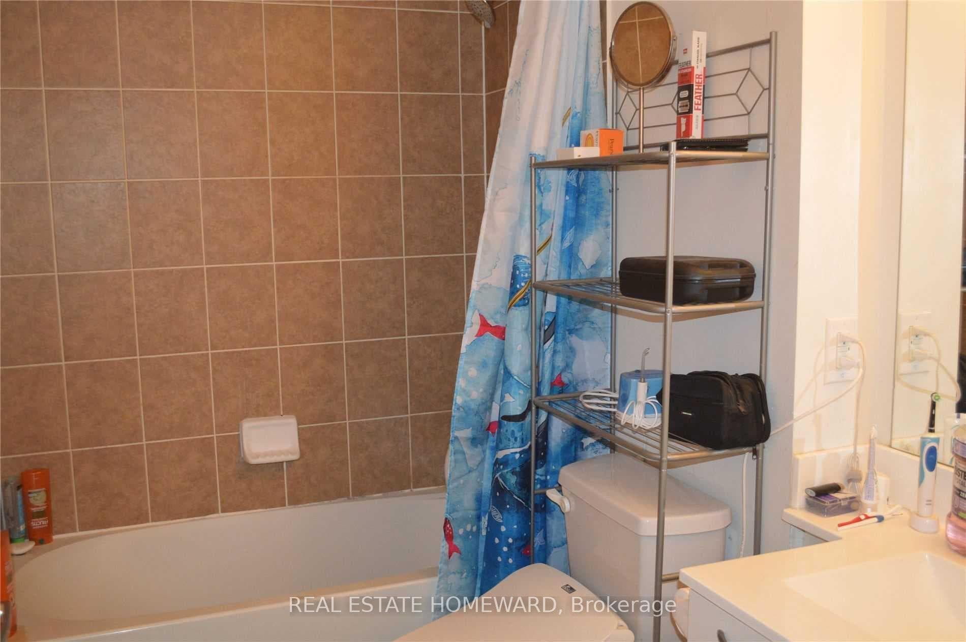 38 Joe Shuster Way Unit 1029 photo 21