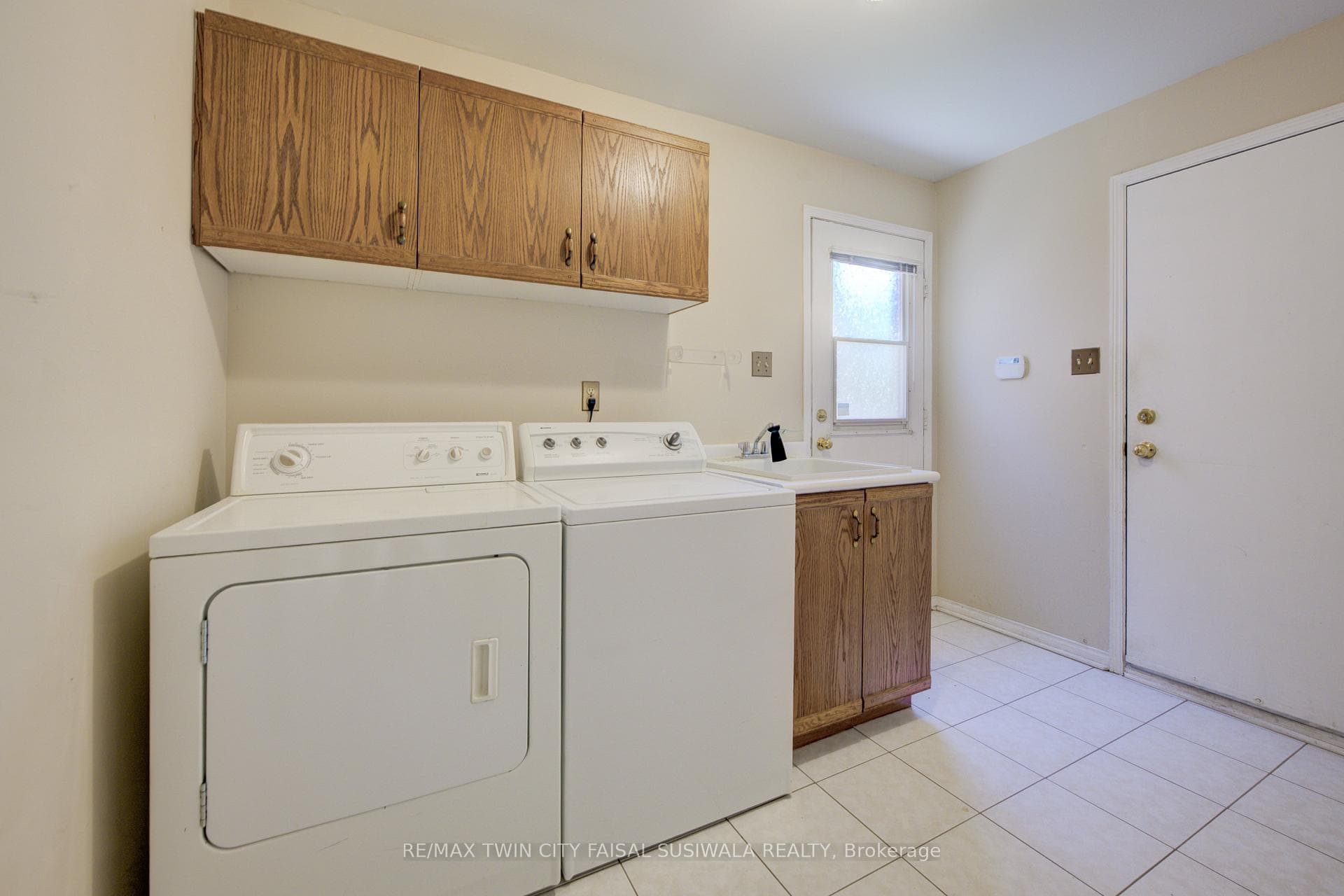 56 Forestview Drive photo 22