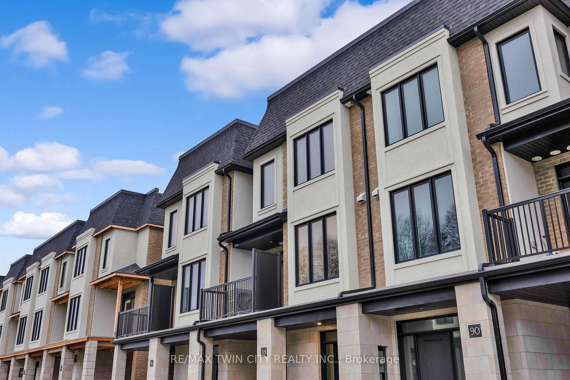 143 ELGIN Street Unit LOT 92 photo 2