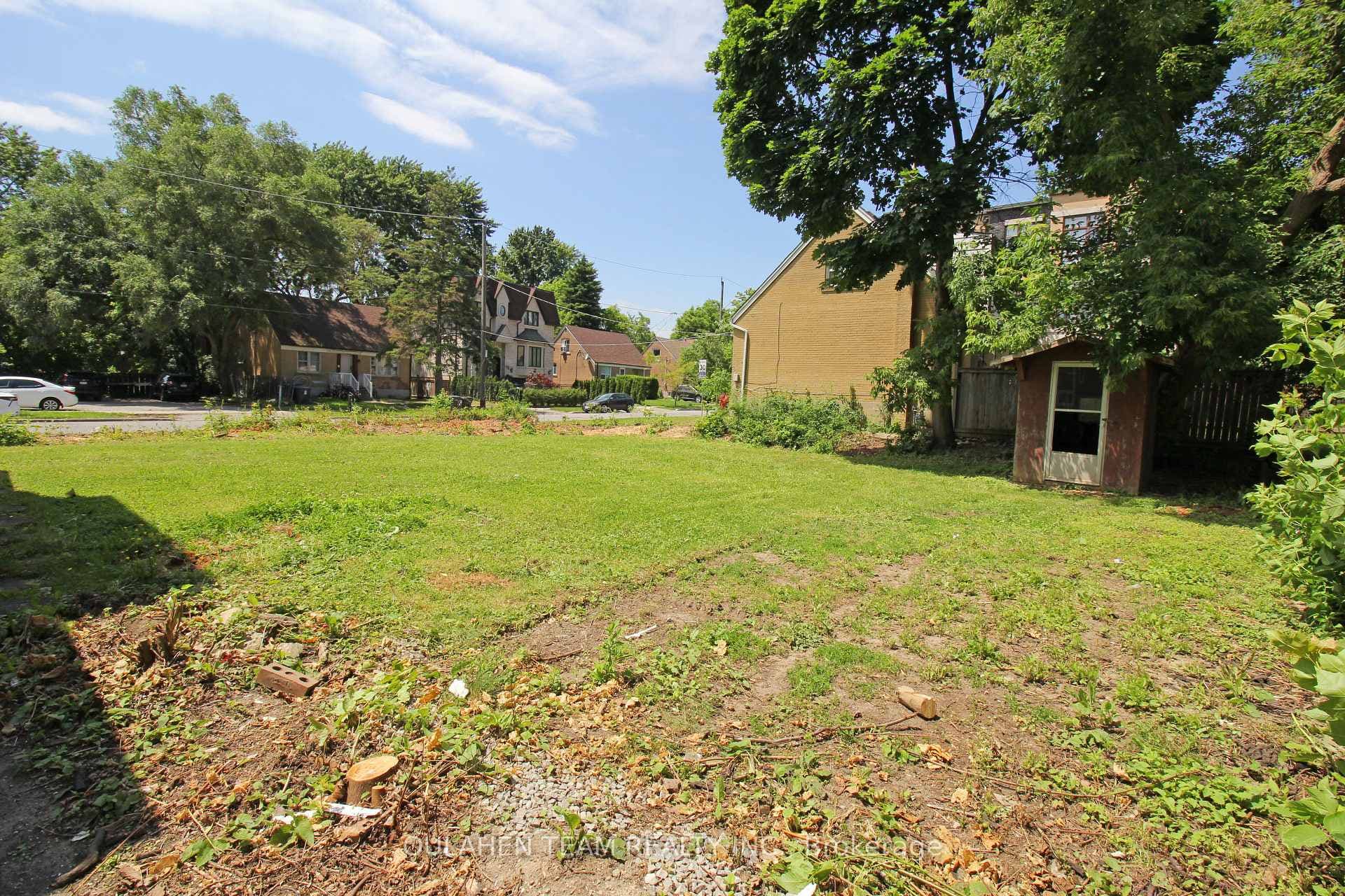 42 Finch Avenue photo 25