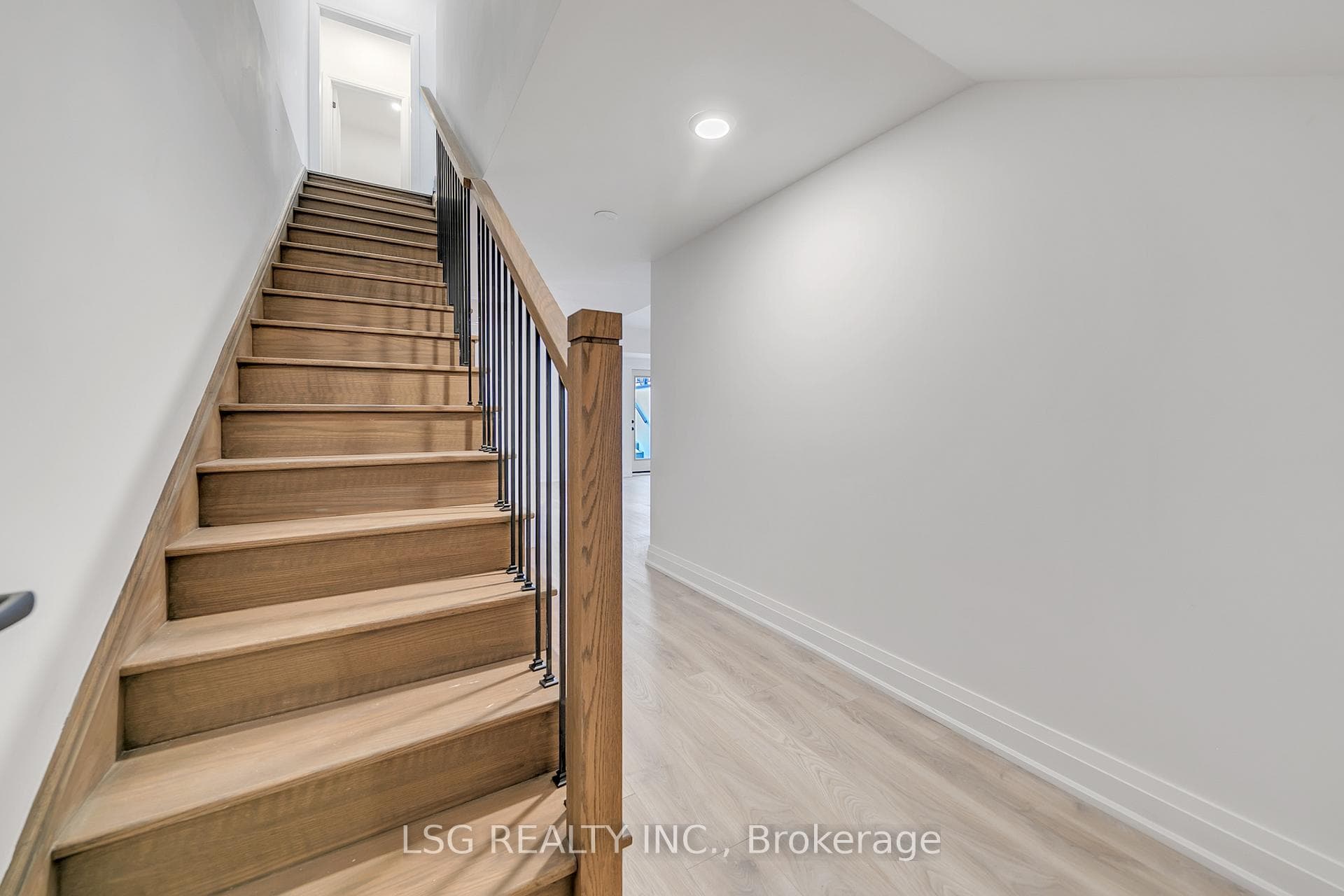 15 Persica Street photo 29