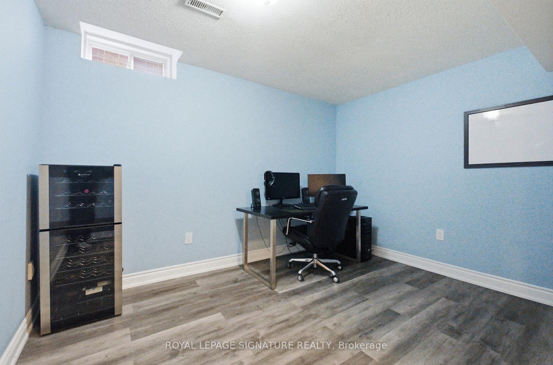 Lower level office or additional bedroom