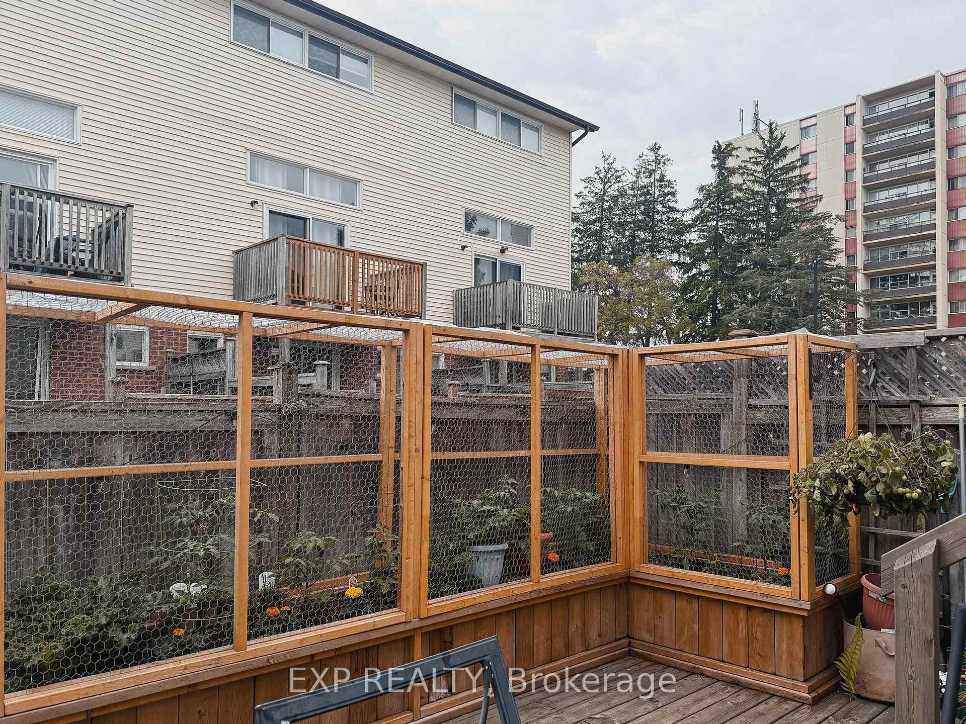 1085 Queens Boulevard Unit 6 photo 33