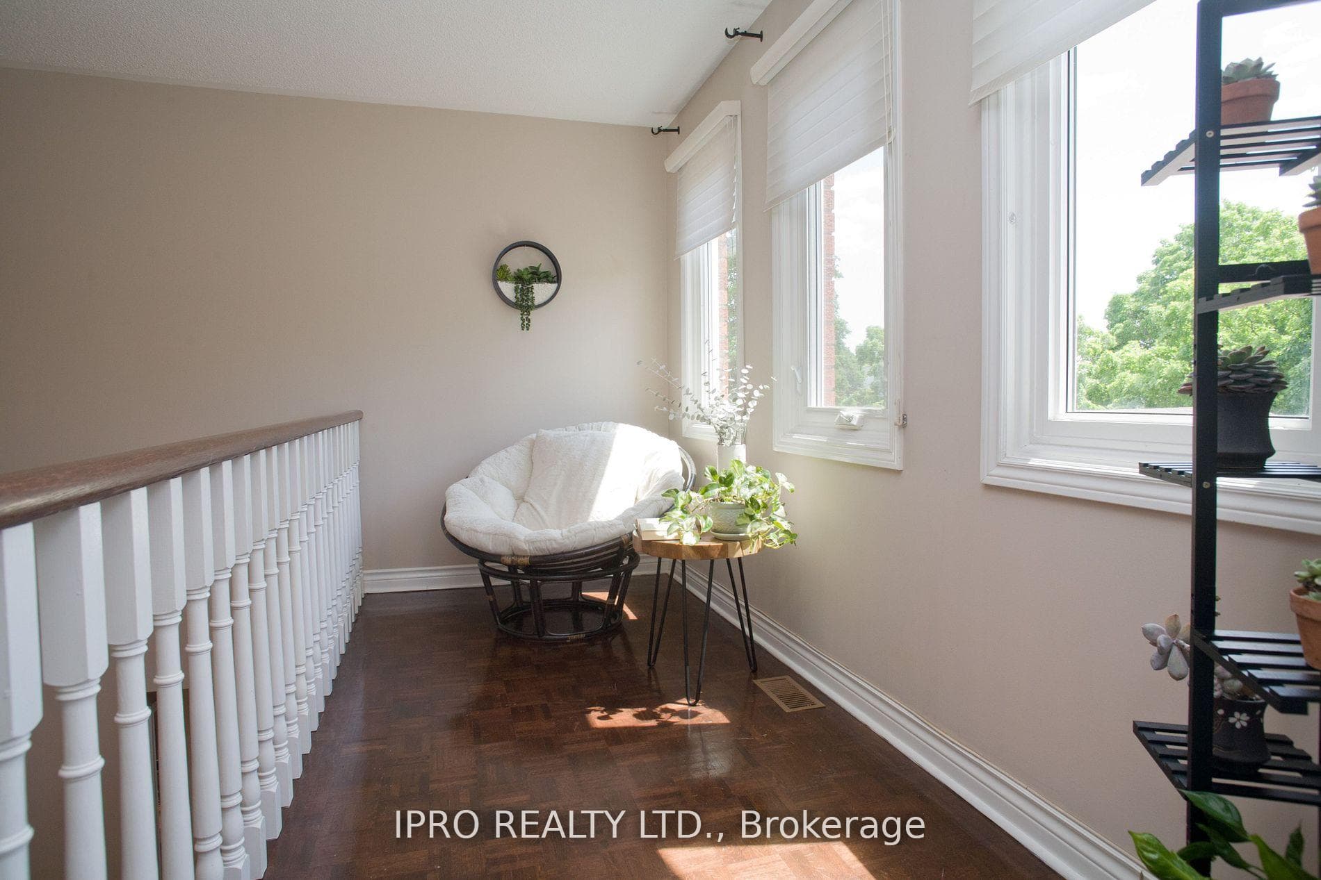 487 Cullen Avenue photo 16