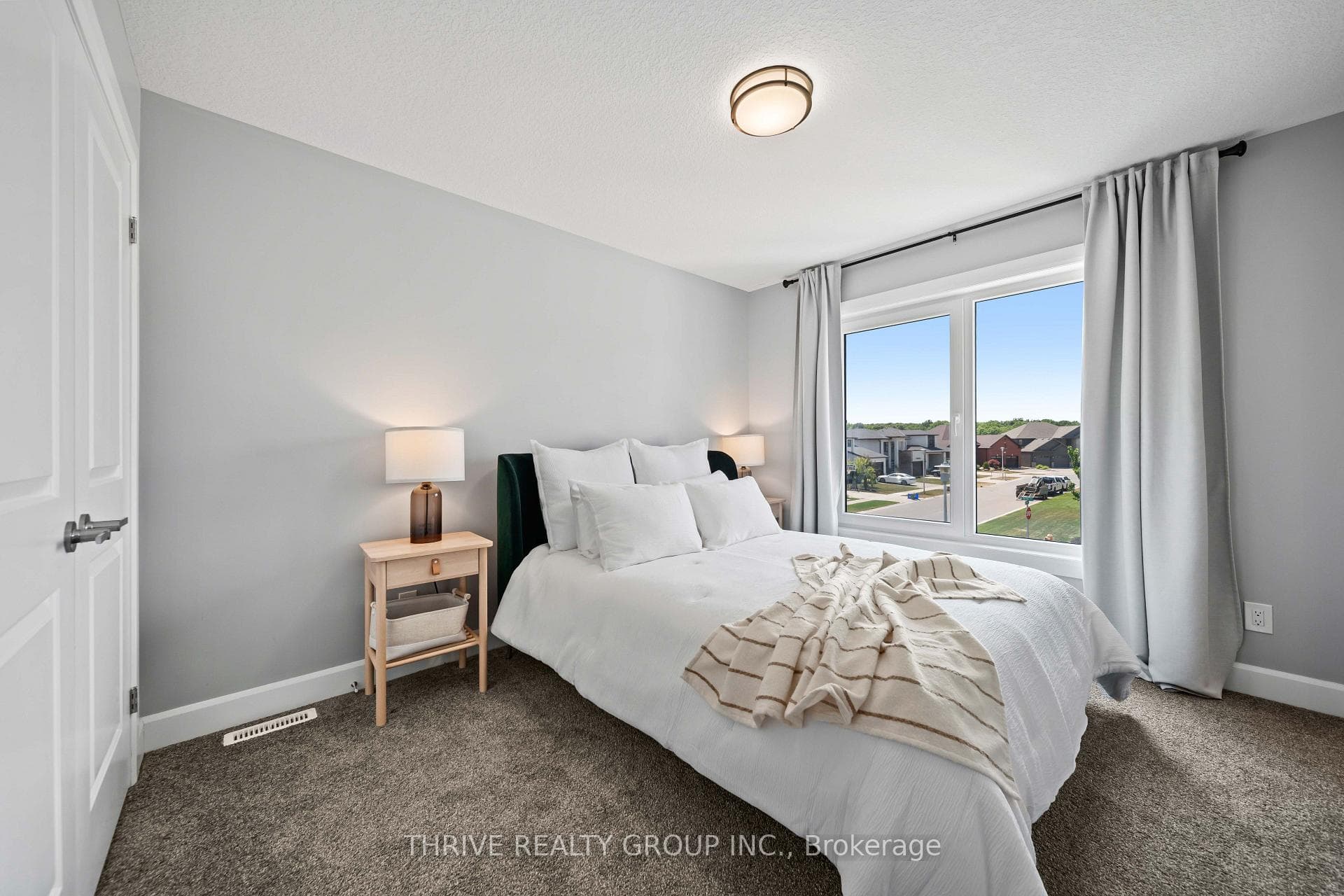 2084 Tyson Walk photo 33
