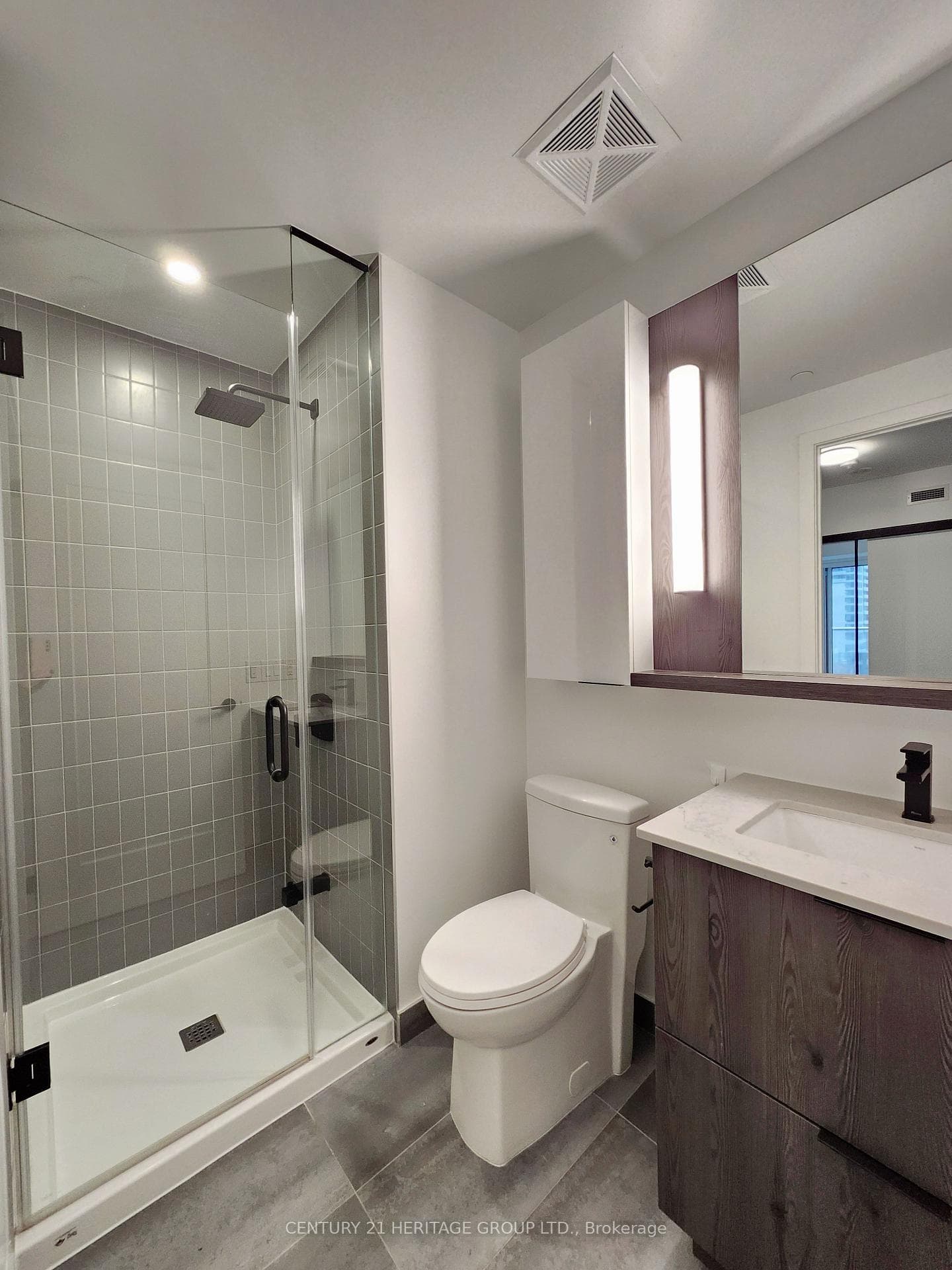 5 Defries Street Unit 619 photo 16