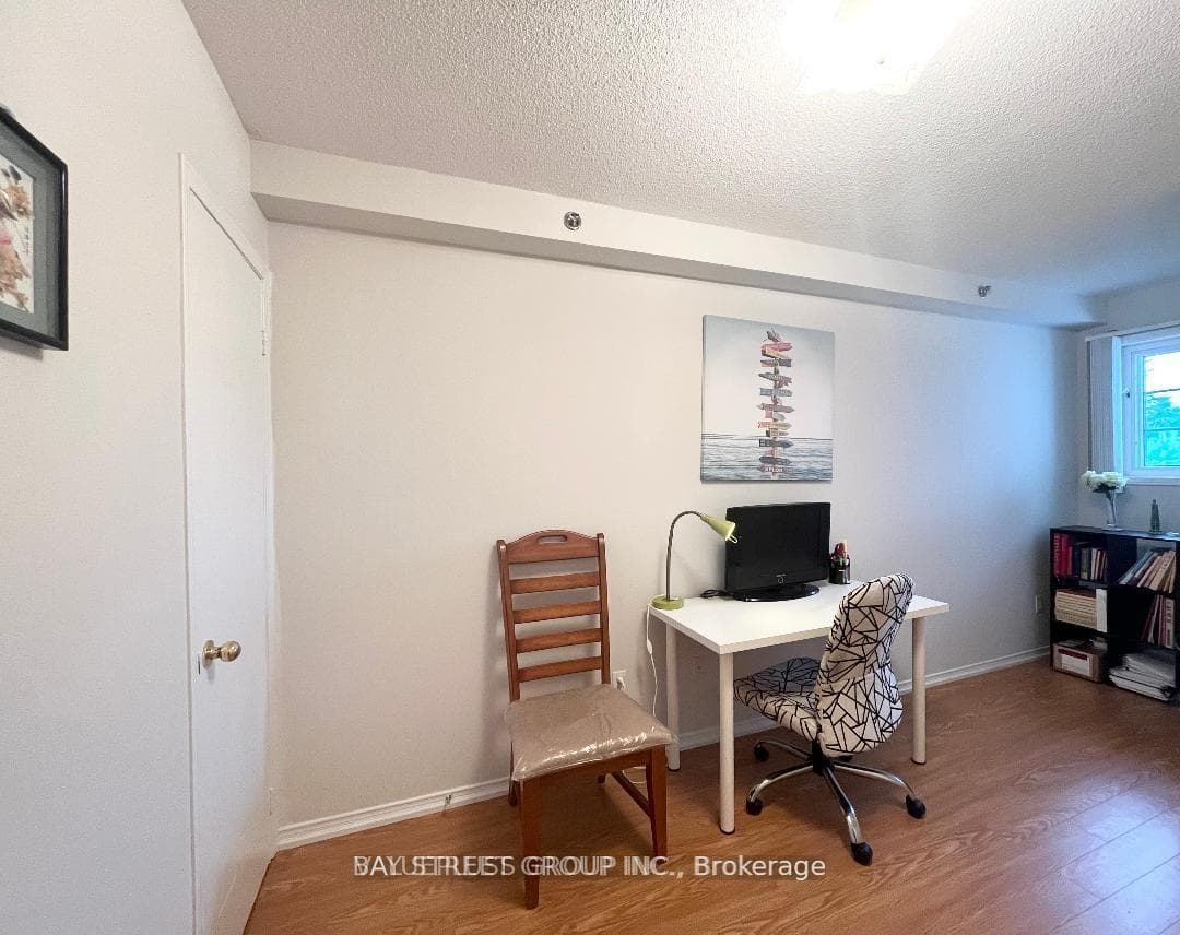 593 Kennedy Road Unit 4 photo 12
