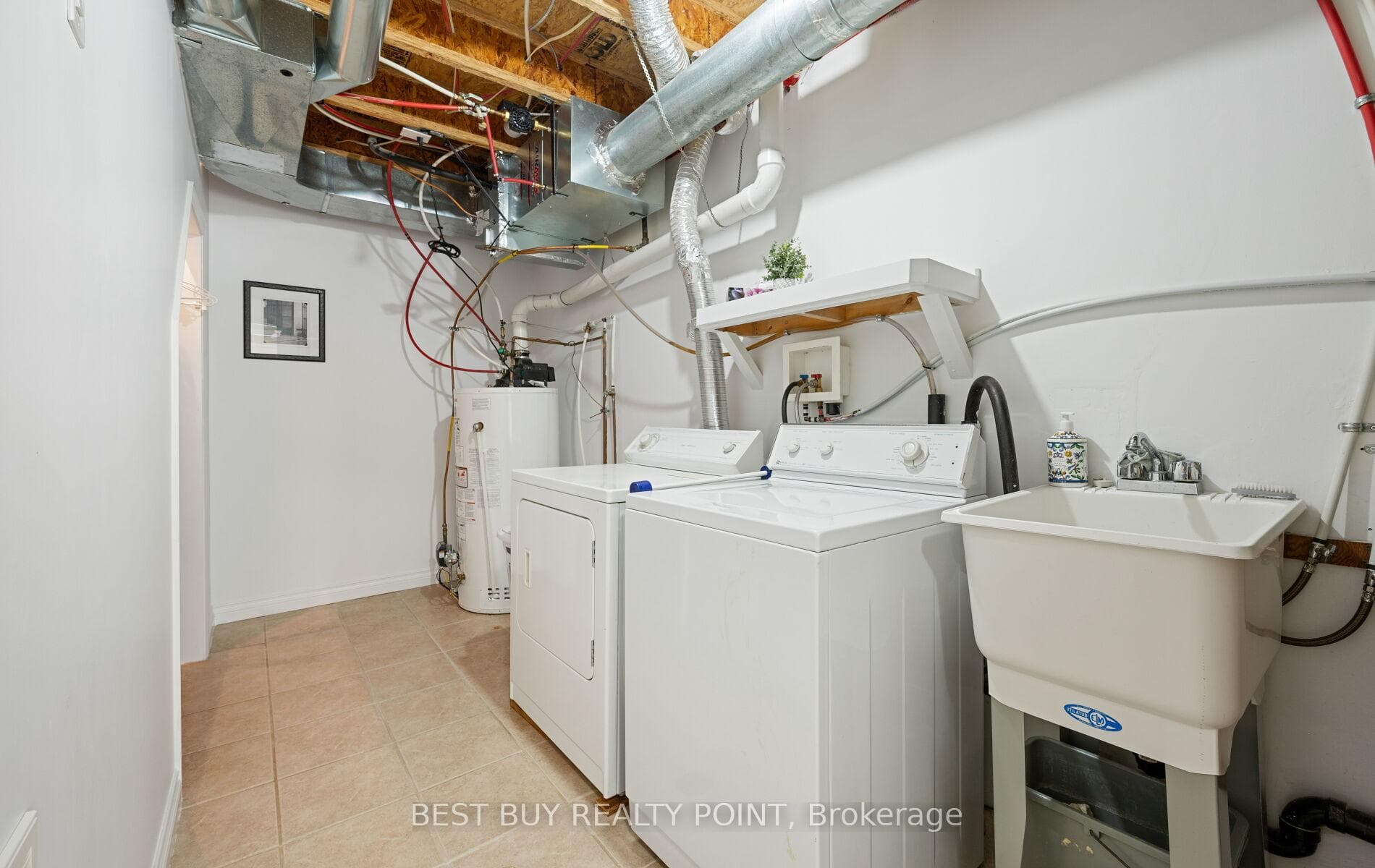 798 Shortreed Crescent photo 47