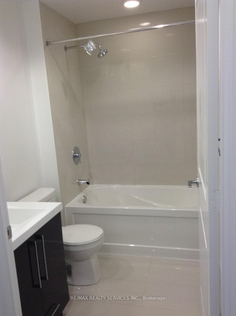 80 Marine Parade Drive Unit 805 photo 8