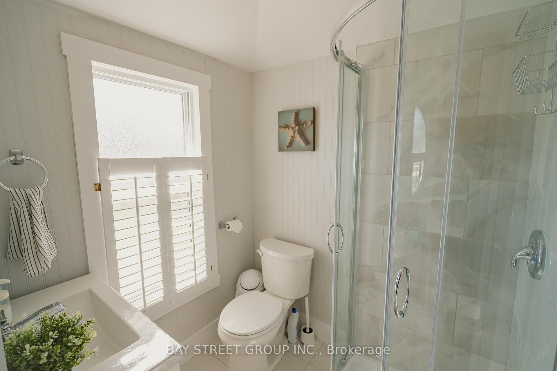 69 LILLIAN Place photo 13