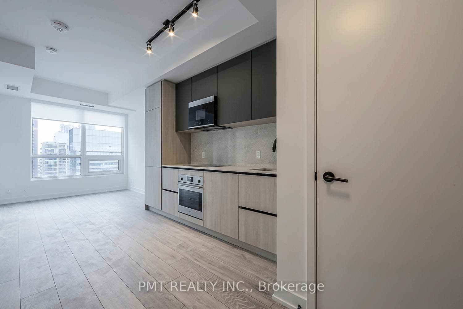108 Peter Street Unit 3509 photo 3
