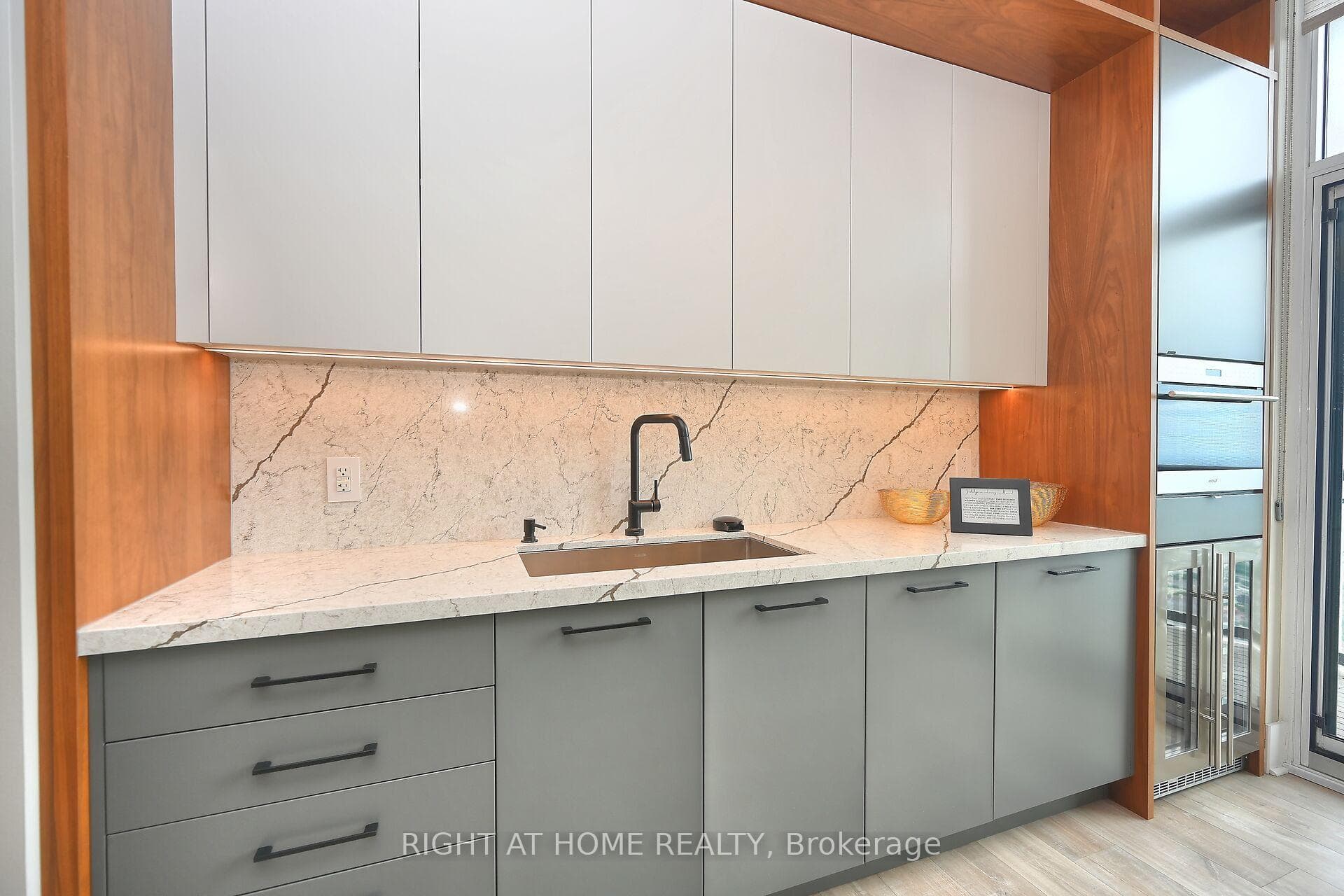 3975 GRAND PARK Drive Unit 4801 photo 11