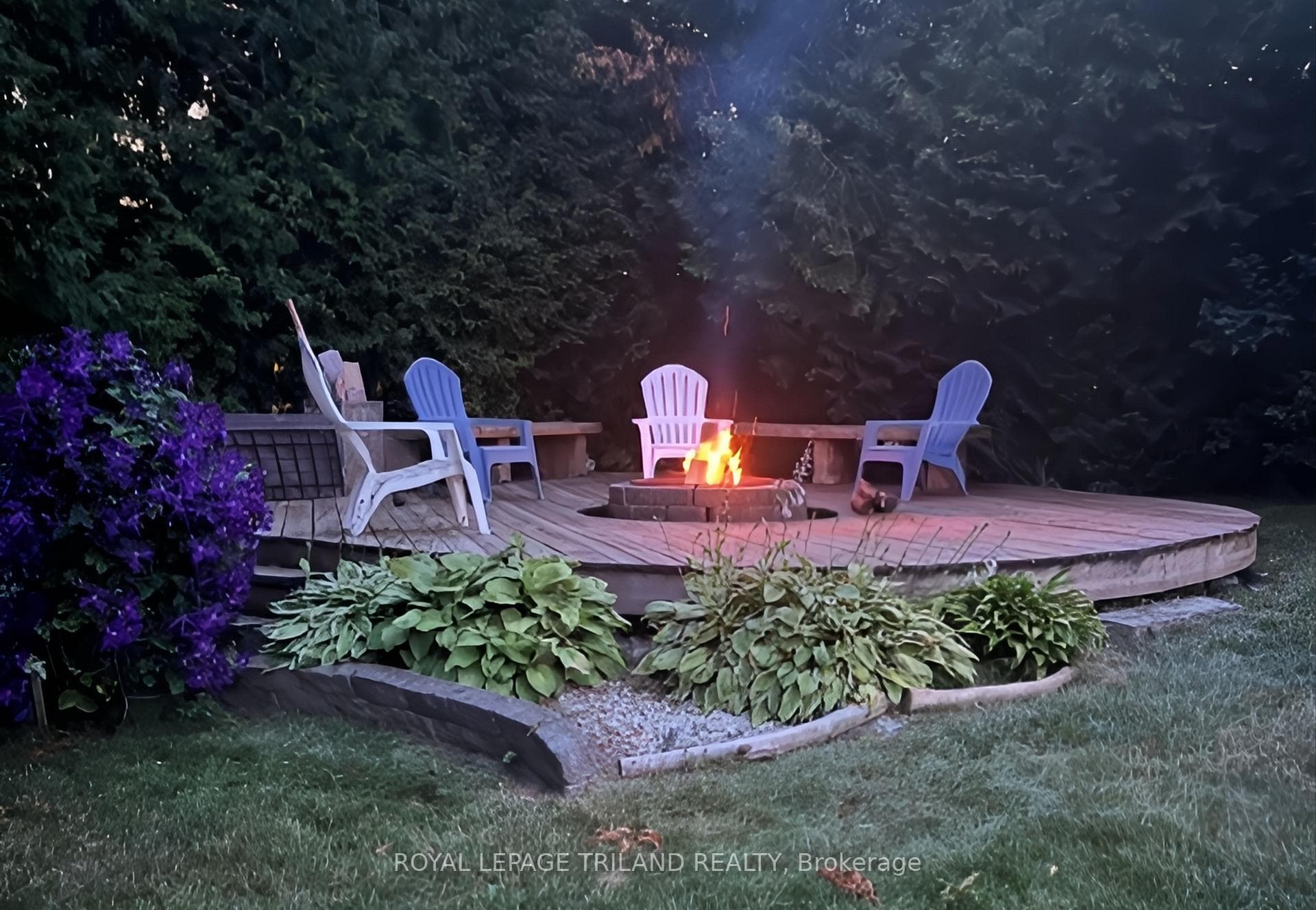 73 GENEVIVE Place photo 42