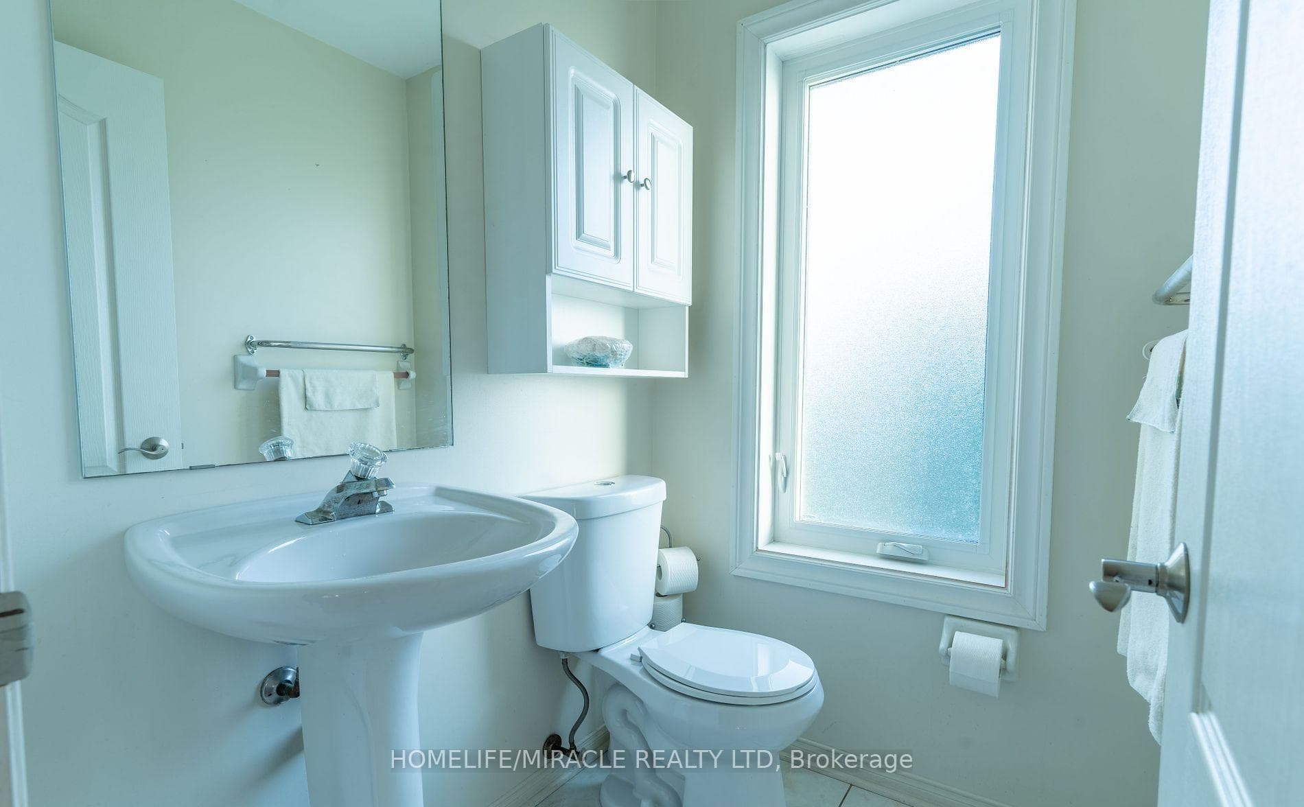 48 Ridgemore Crescent photo 8