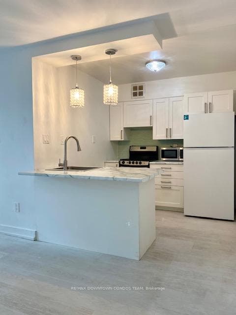 44 St Joseph Street Unit 1108 photo 9
