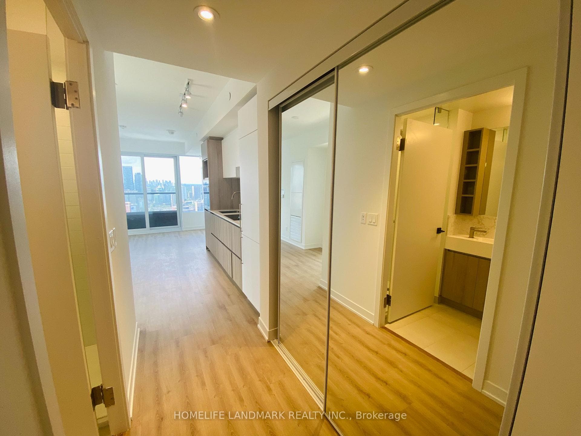 319 Jarvis Street Unit 4206 photo 1