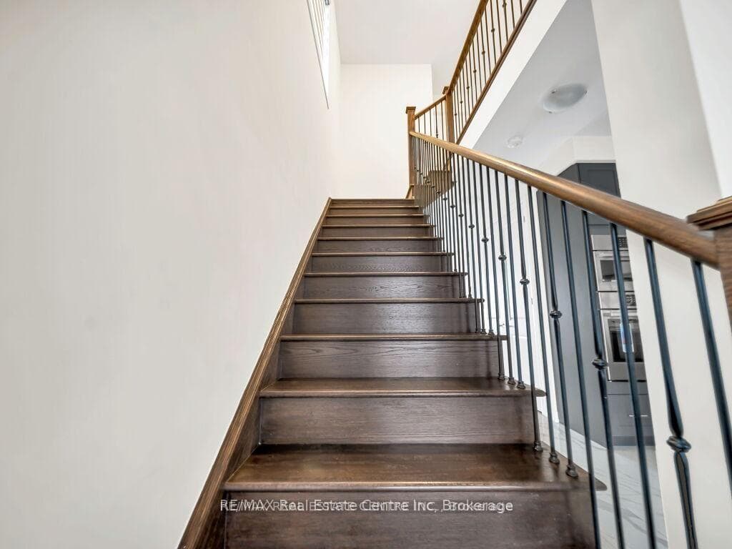 312 Bismark Drive Drive photo 9