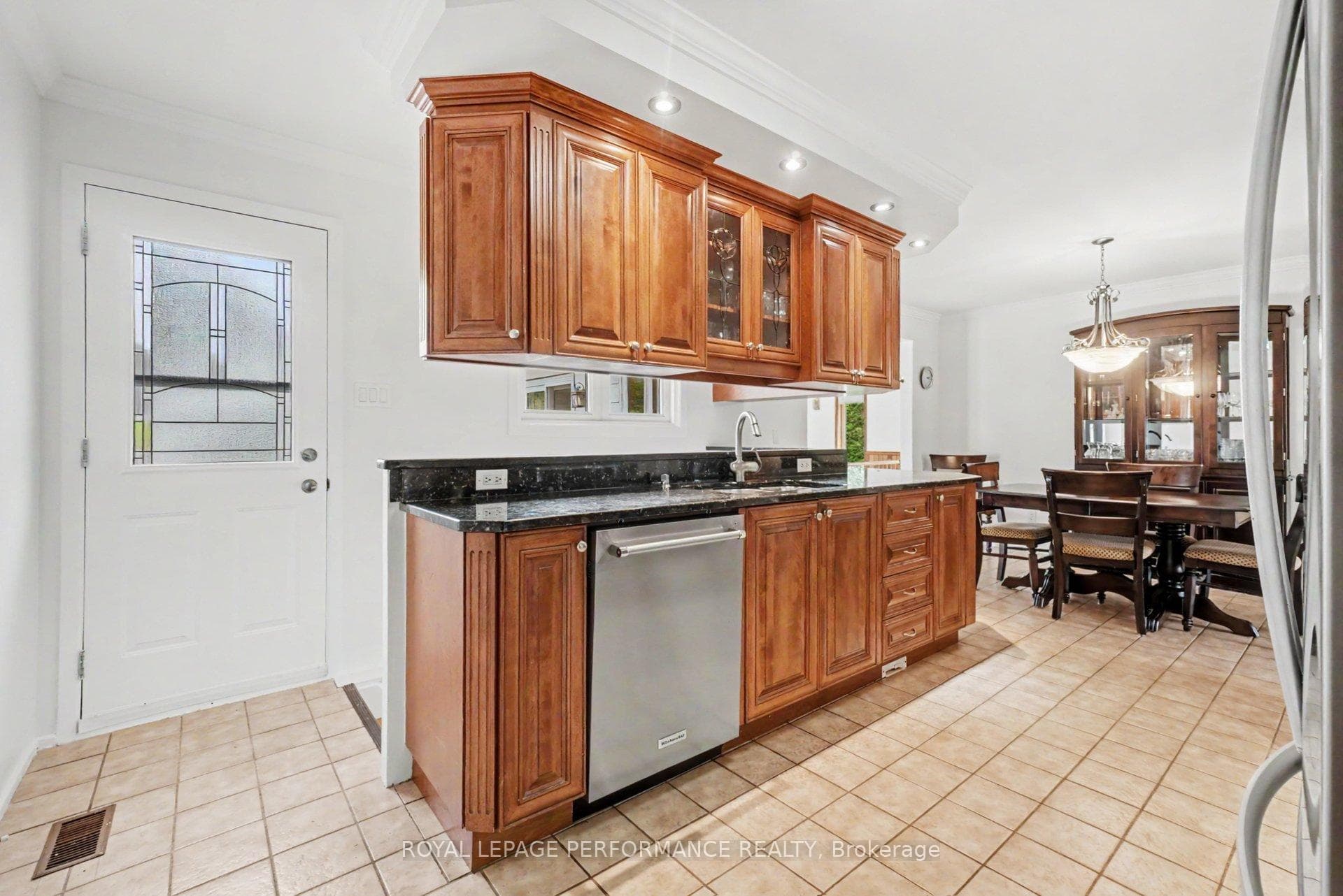 1599 Maxime Street photo 13