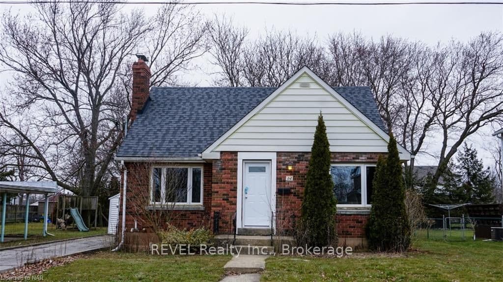 22 GREENWOOD Avenue Unit MAIN photo 1