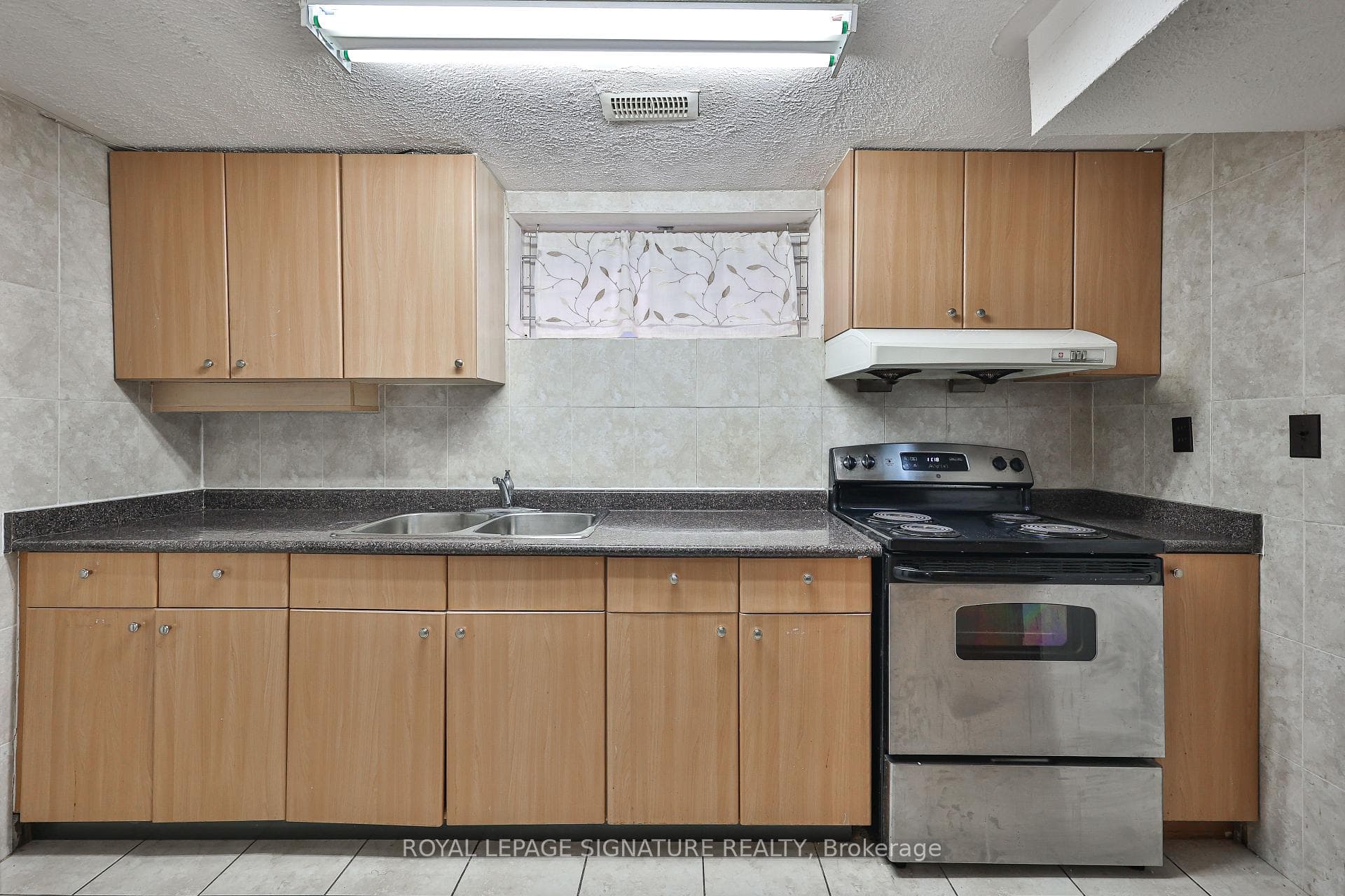 3 Presley Ave - Second kitchen
