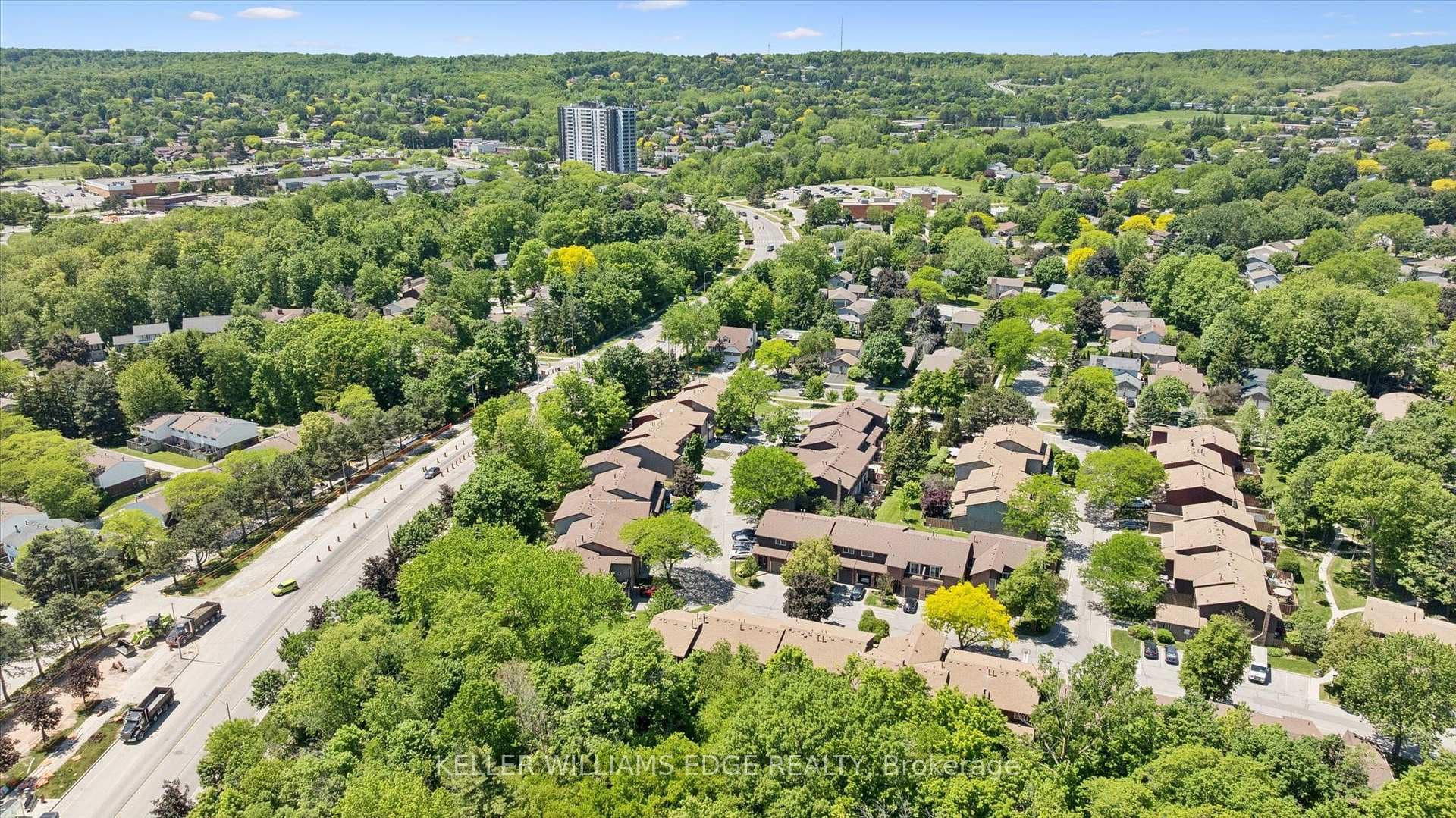 2301 Cavendish Drive Unit 83 photo 43