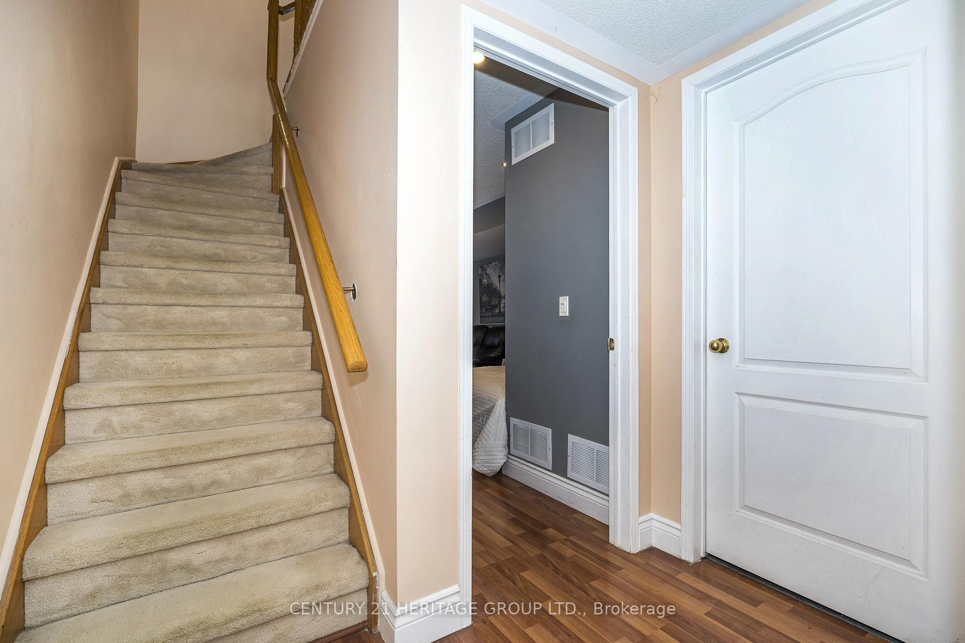 164 Jenkinson Way photo 8