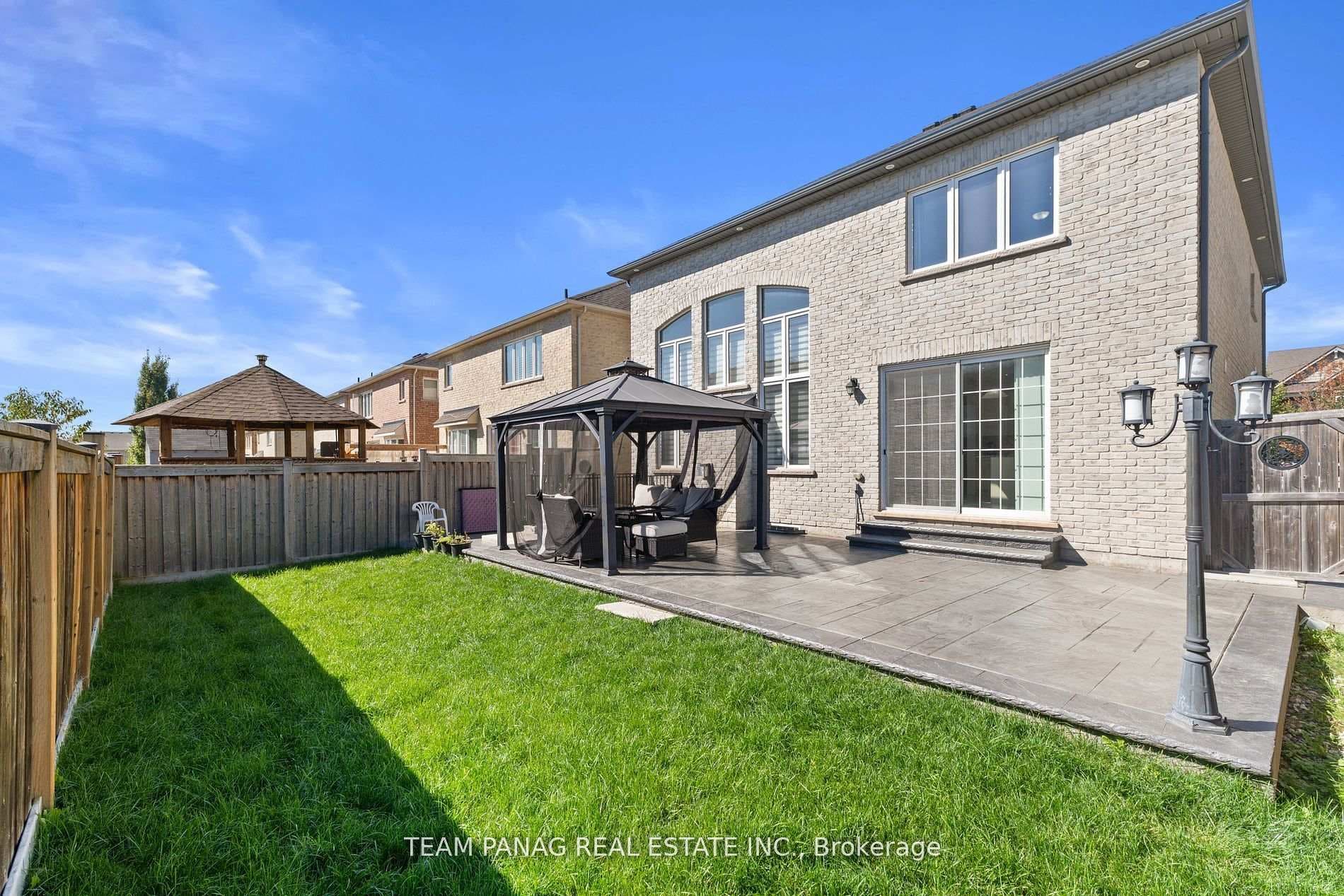 33 Bonnieglen Farm Boulevard photo 40