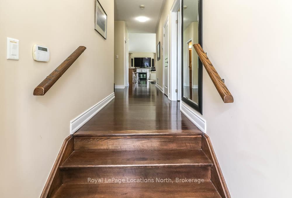 689616 Monterra Road photo 3