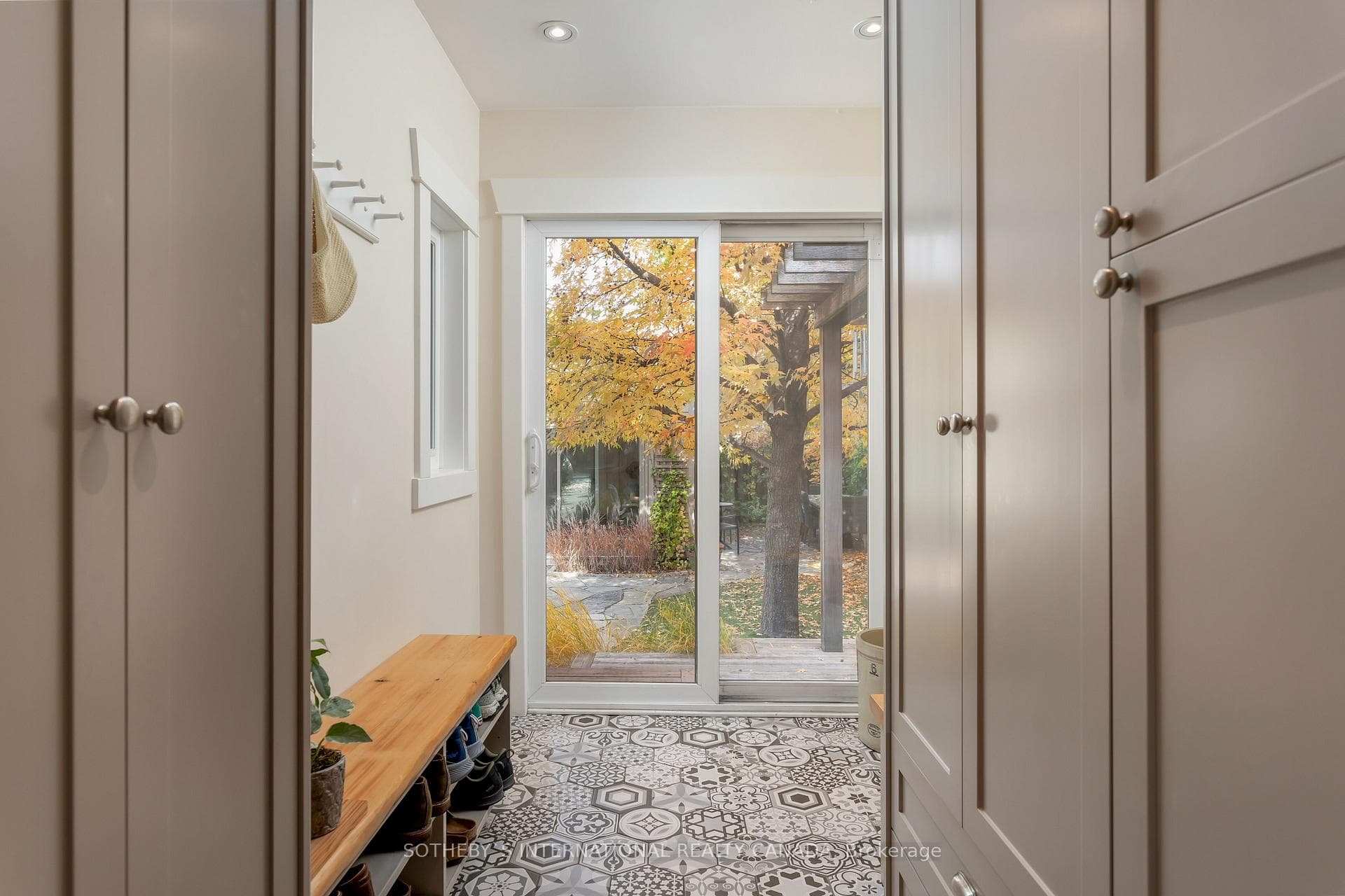 14 Lessard Avenue photo 14