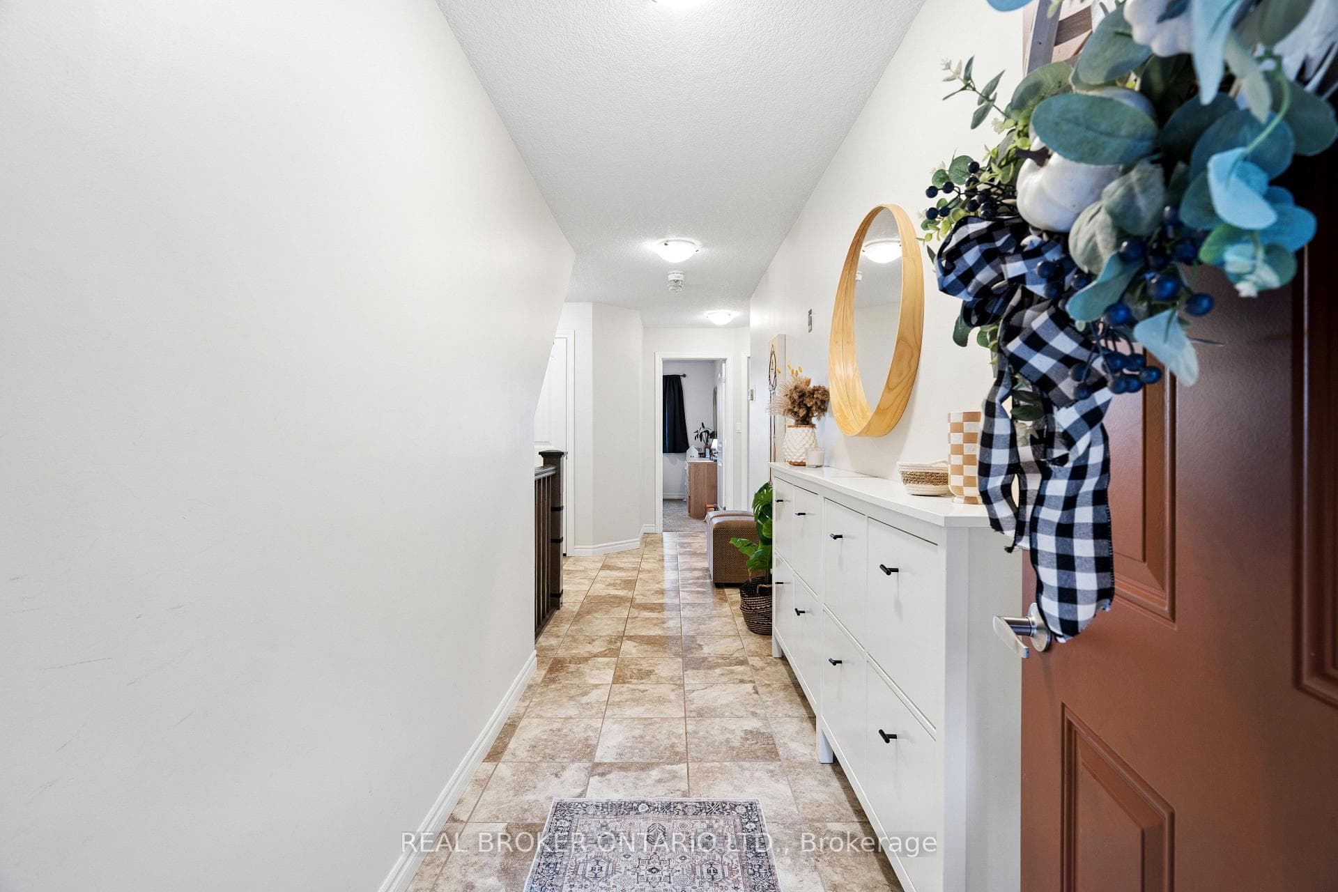 9 Guthrie Lane Unit 9B photo 6