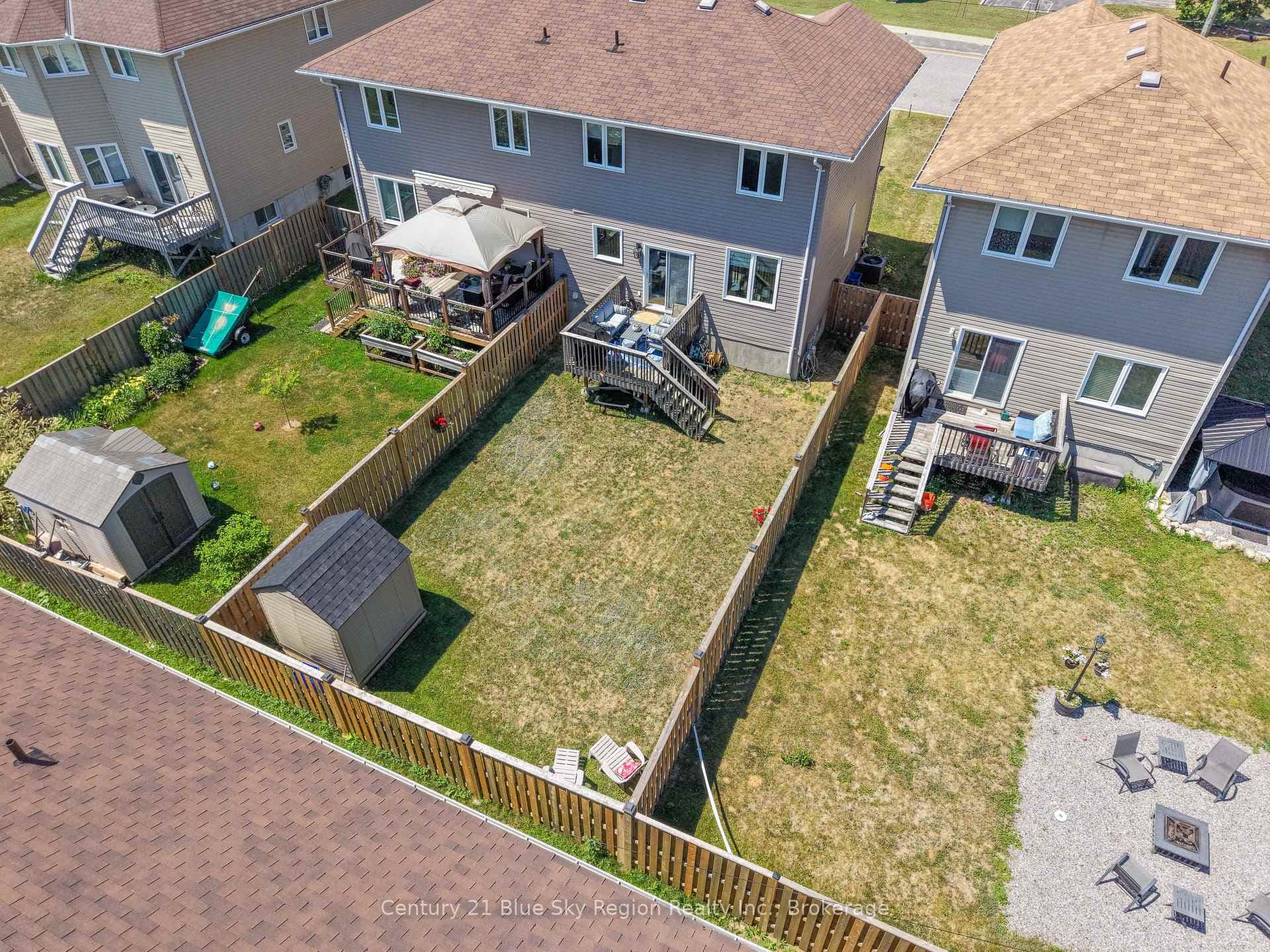 493 Norman Avenue photo 7