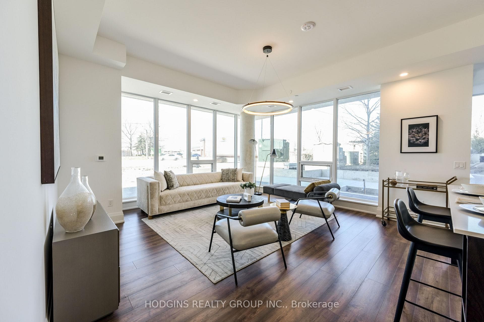 1035 Southdown Road Unit 1102 photo 6