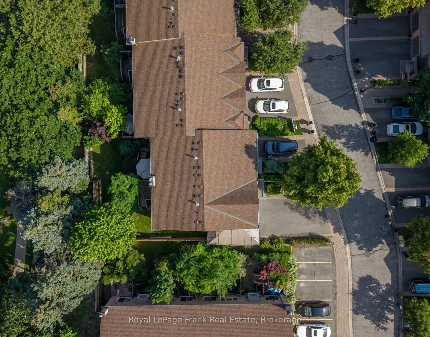 385 THE EAST MALL N/A Unit 23 photo 40
