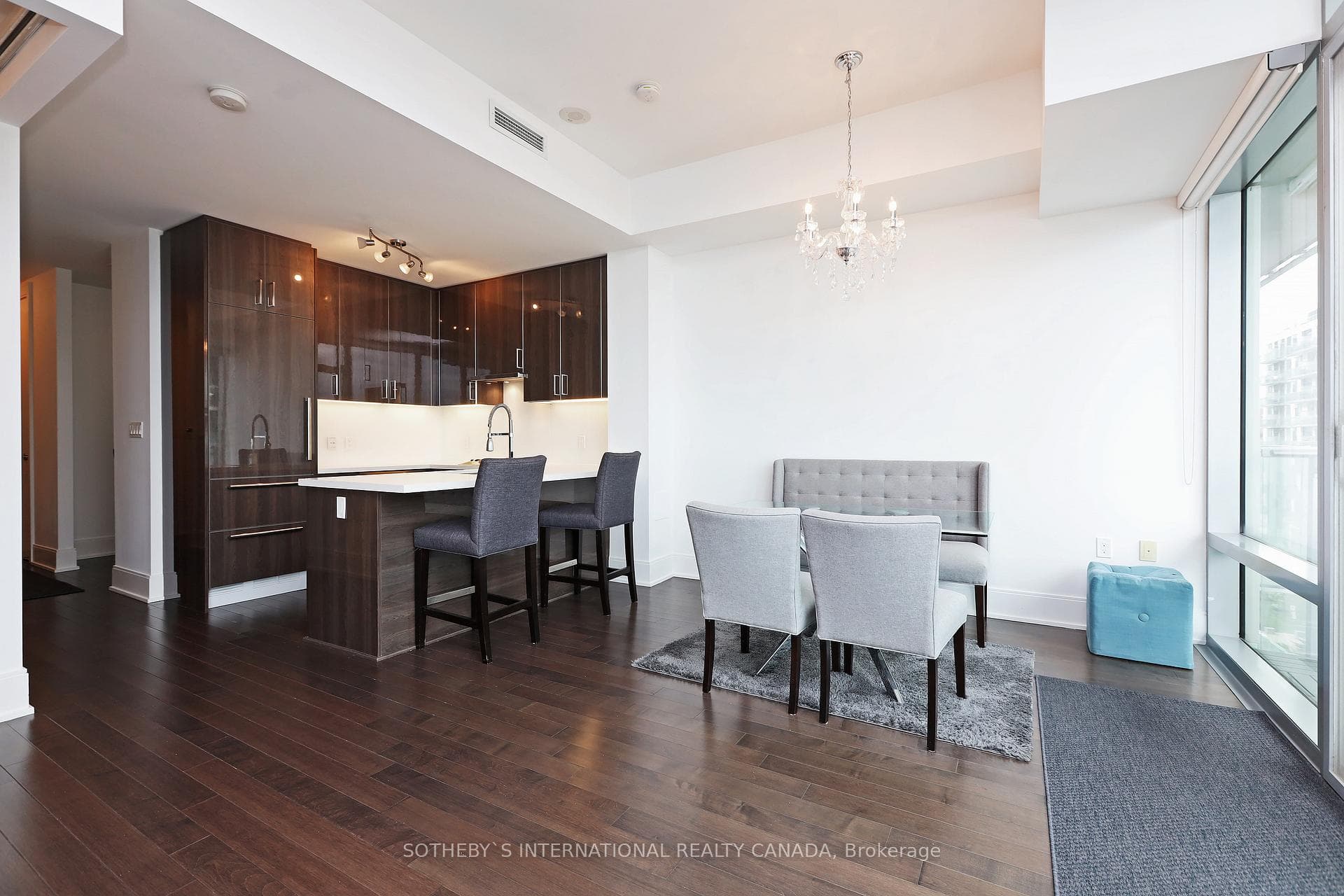 39 Queens Quay N/A Unit 615 photo 17