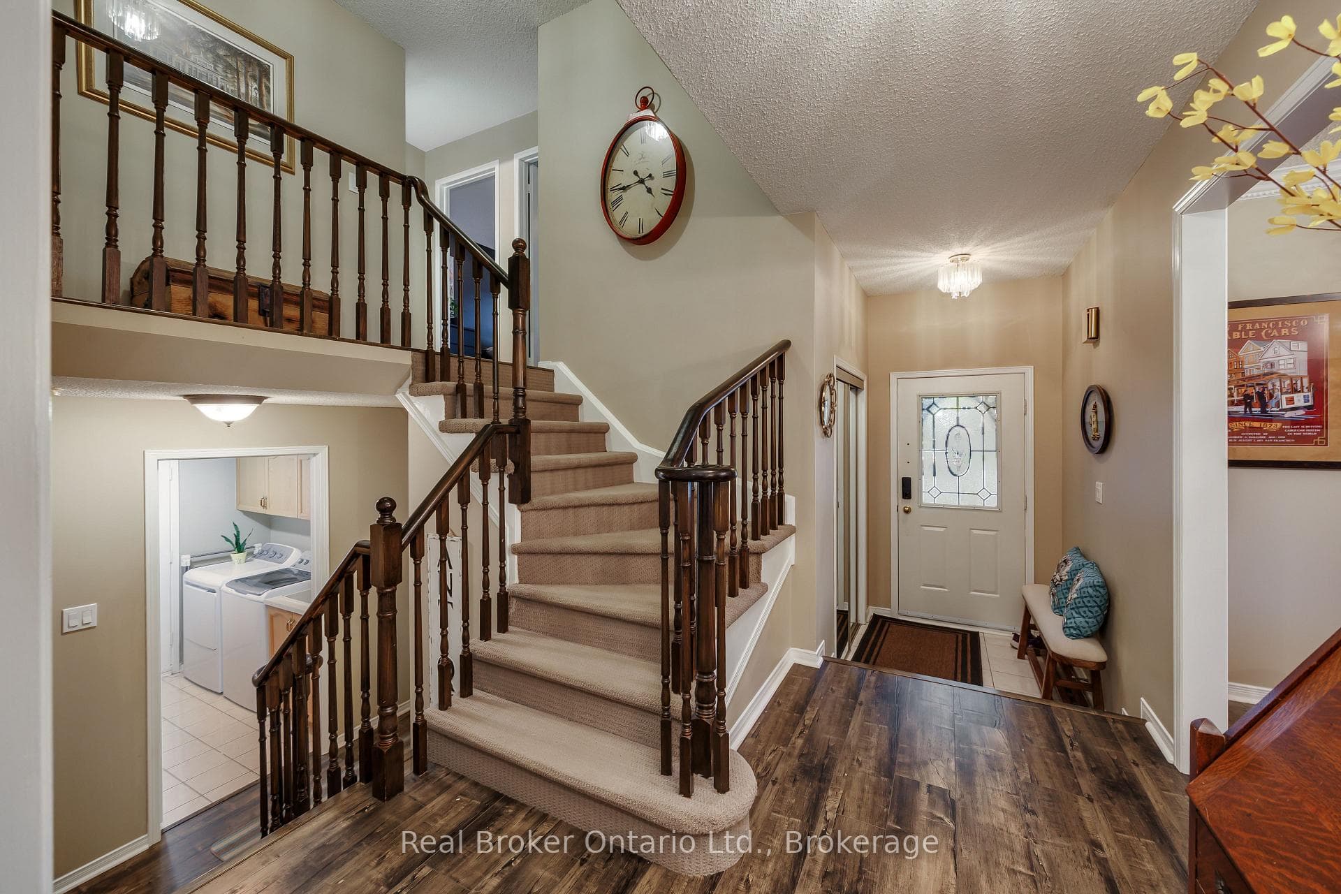 2015 Blairwood Court photo 5