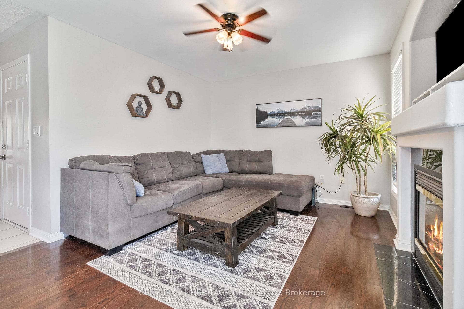 404 Patterson Drive photo 3