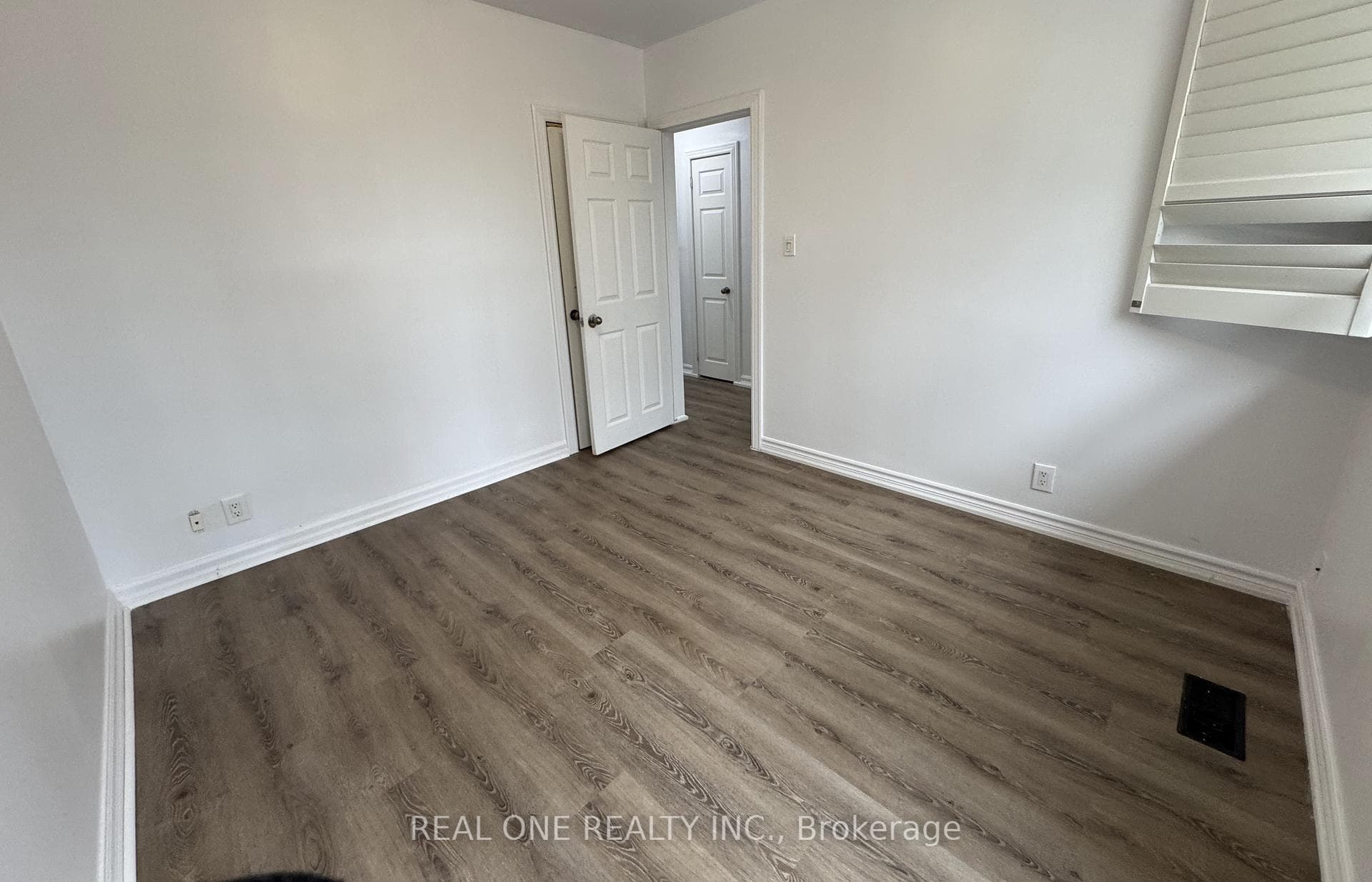 437 Taylor Mills Drive photo 31