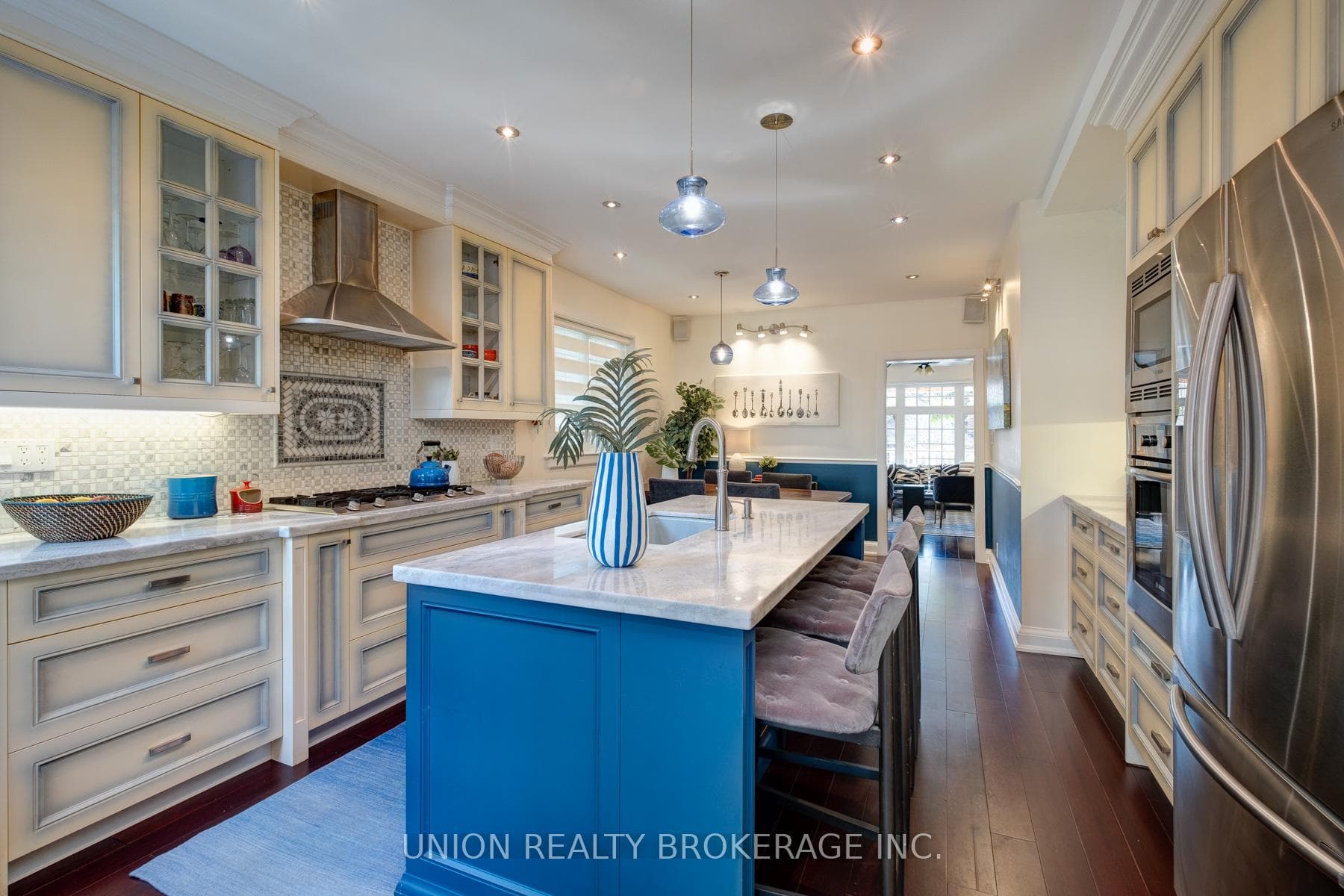 32 Richard Avenue photo 14