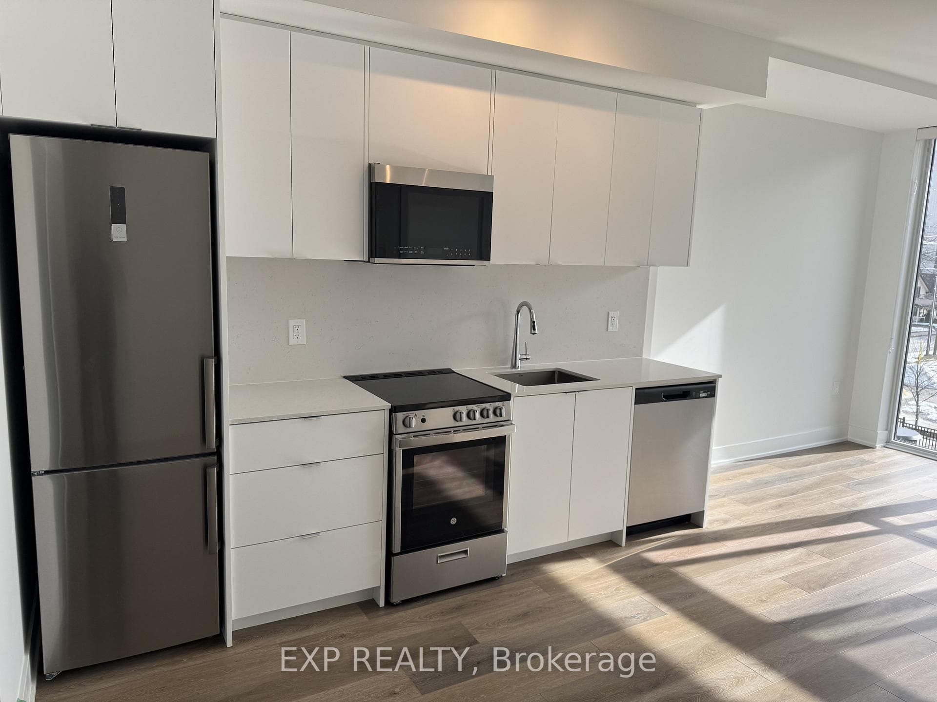 2088 James Street Unit 209 photo 1