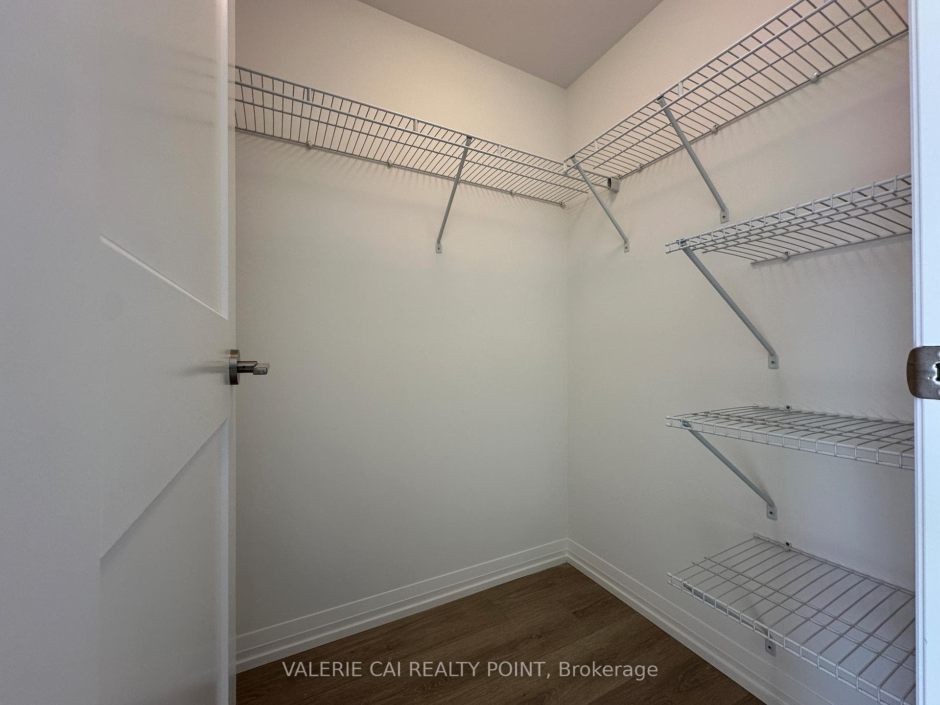 28 Widmer Street Unit 4829 photo 8