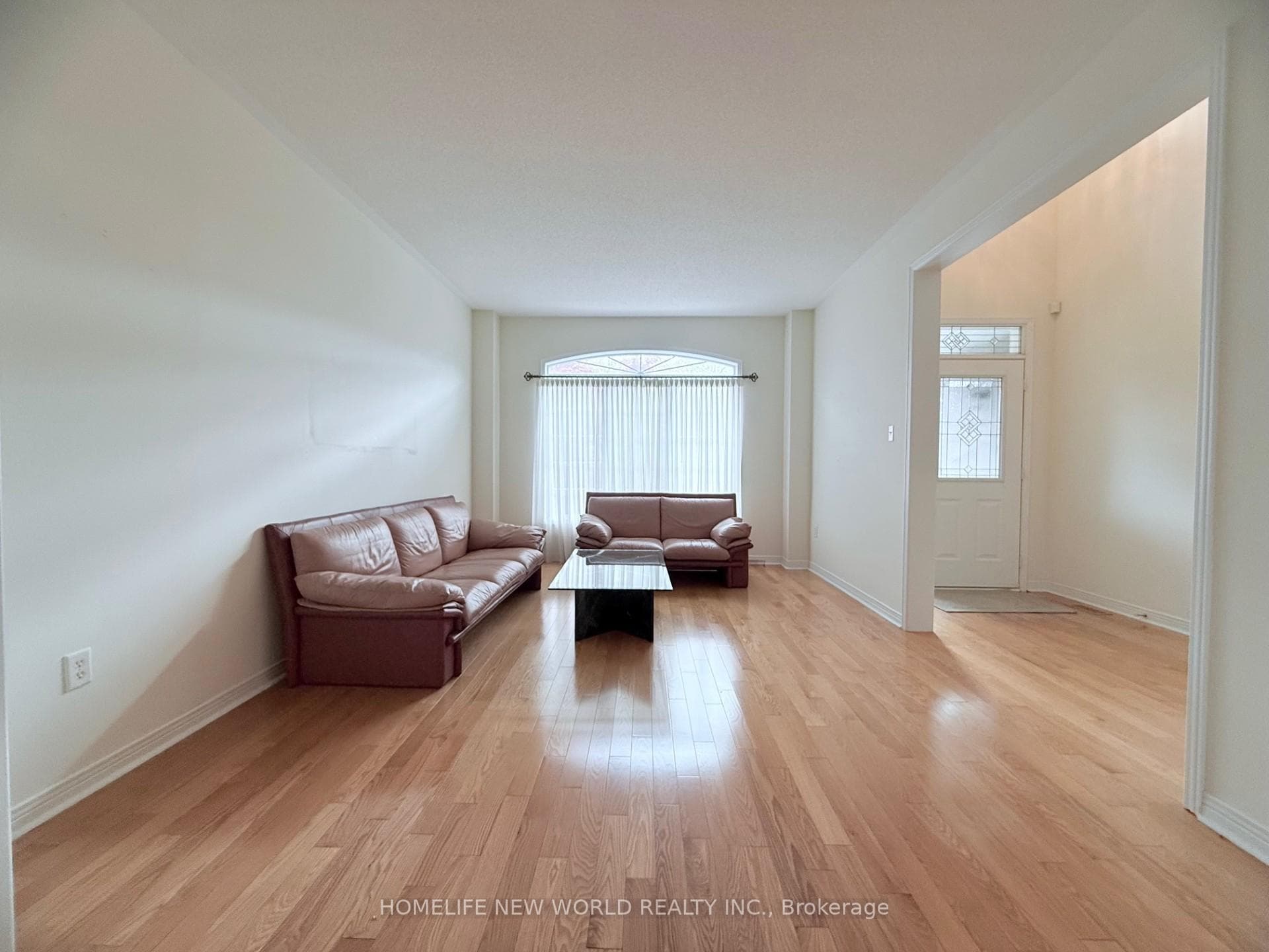 77 Burndenford Crescent photo 6