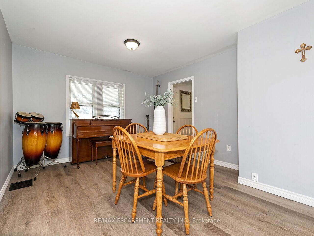 52 Stapleton Avenue photo 12