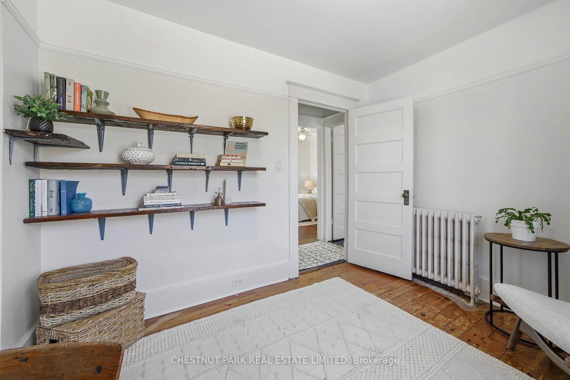 188 Foster Avenue photo 28