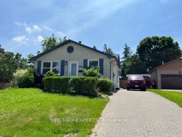776 Gladstone Drive photo 2