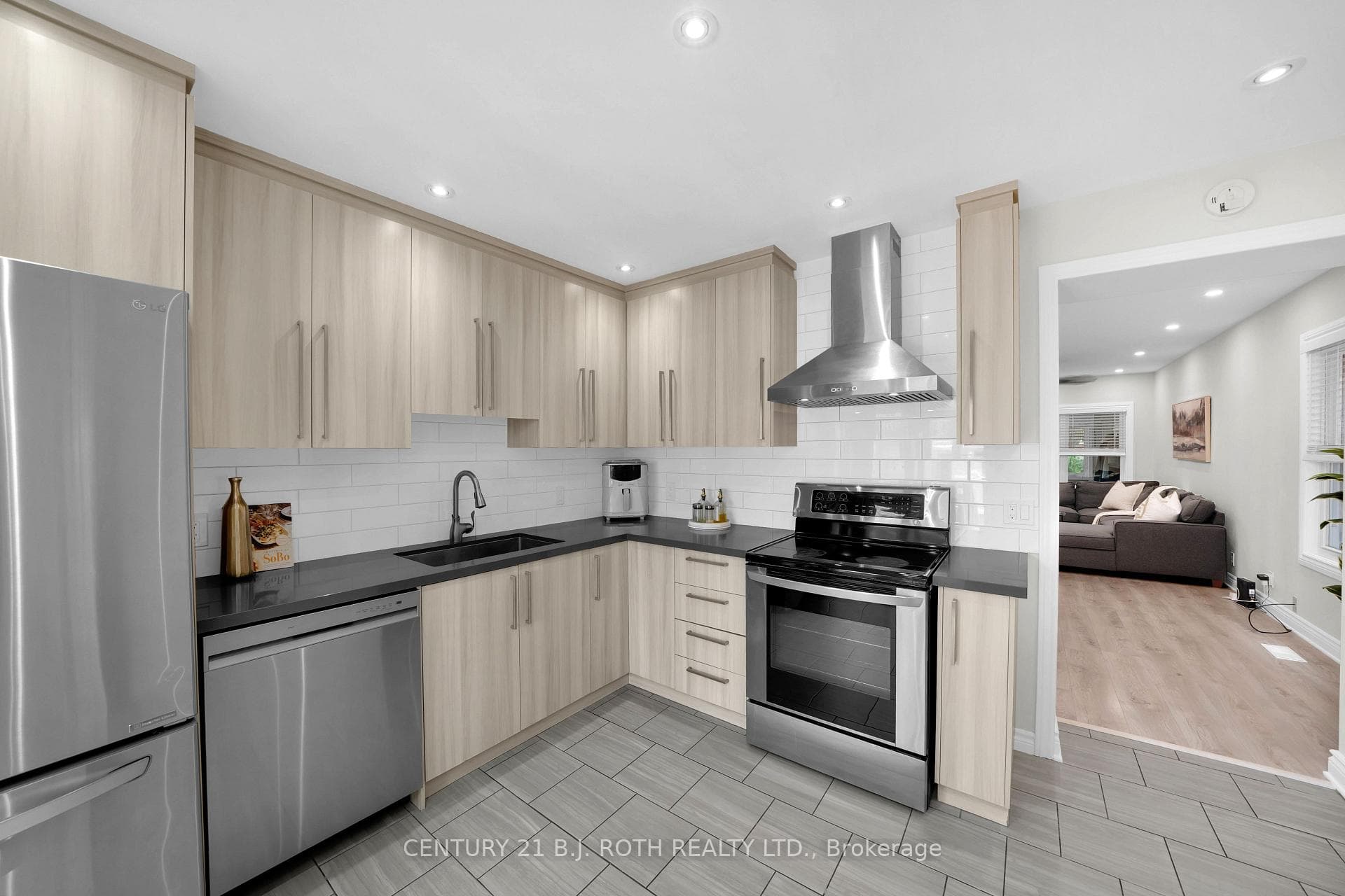 78 PRITCHARD Avenue photo 11