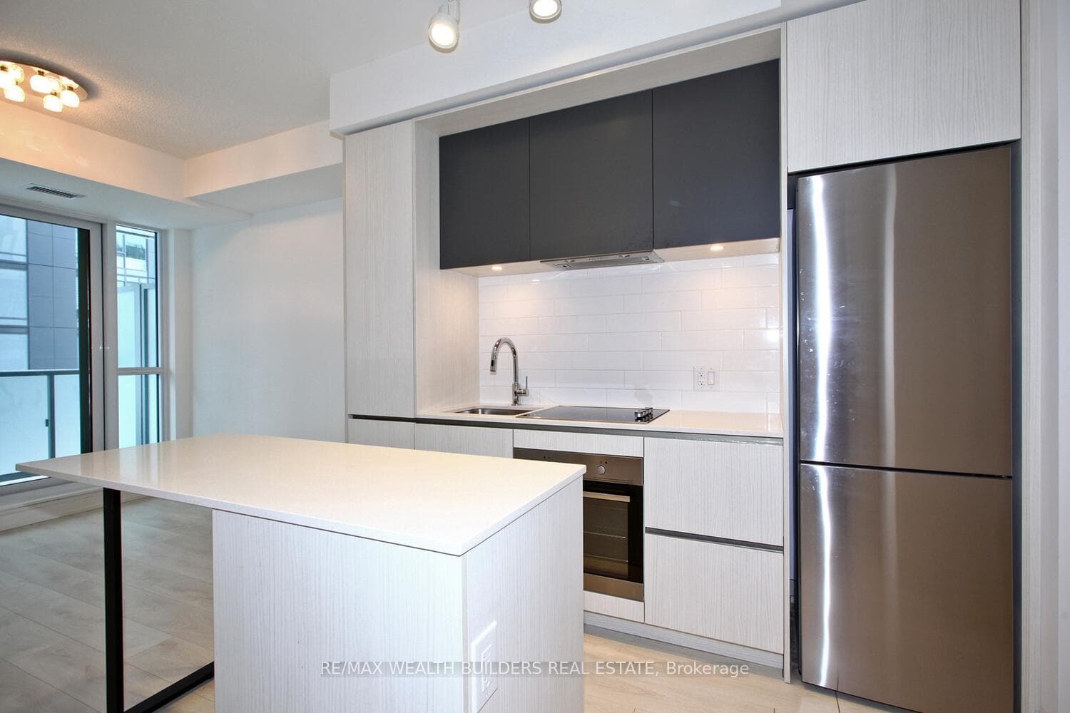 34 Tubman Avenue Unit 701E photo 10