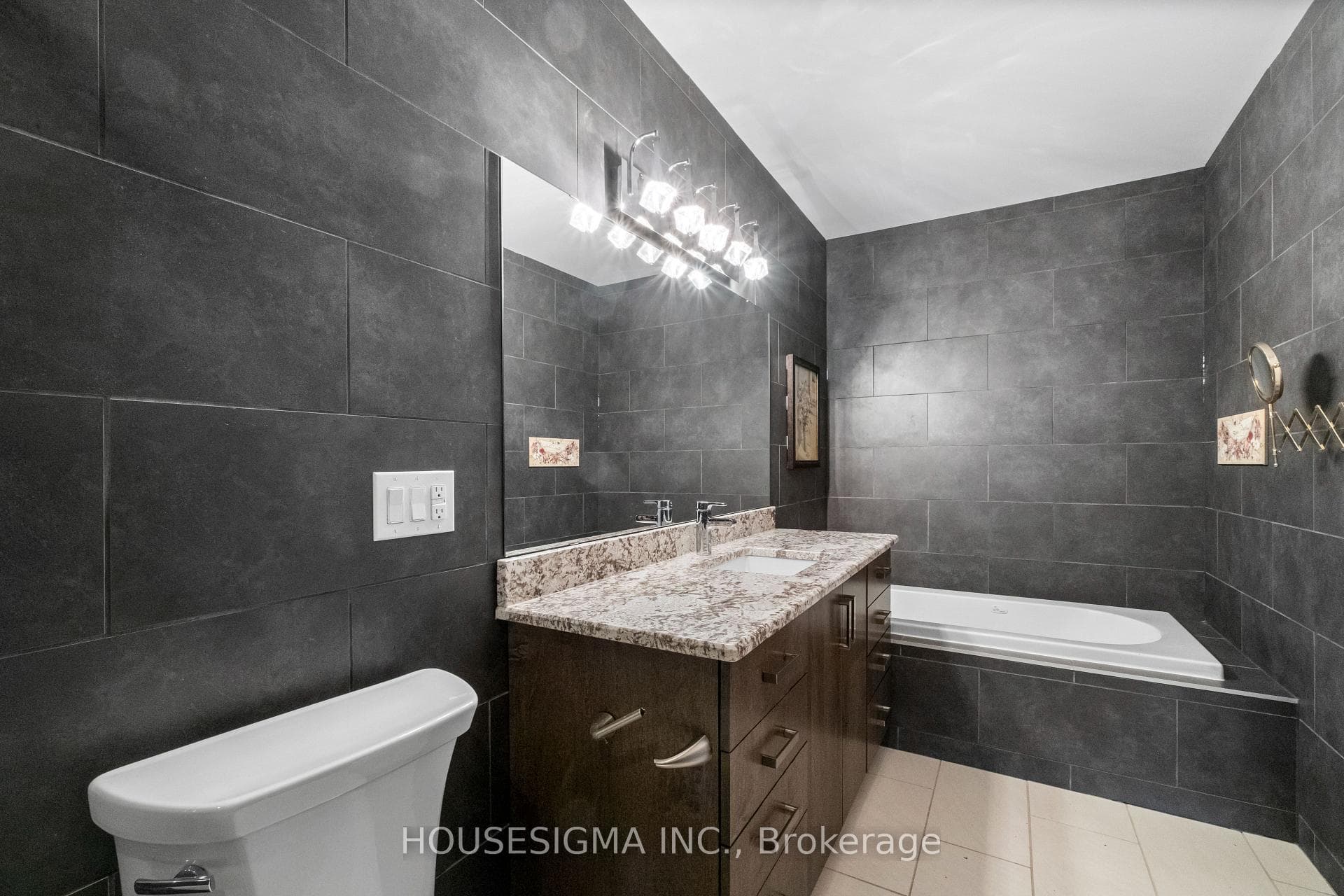 240 VILLAGEWALK Boulevard Unit 1302 photo 27